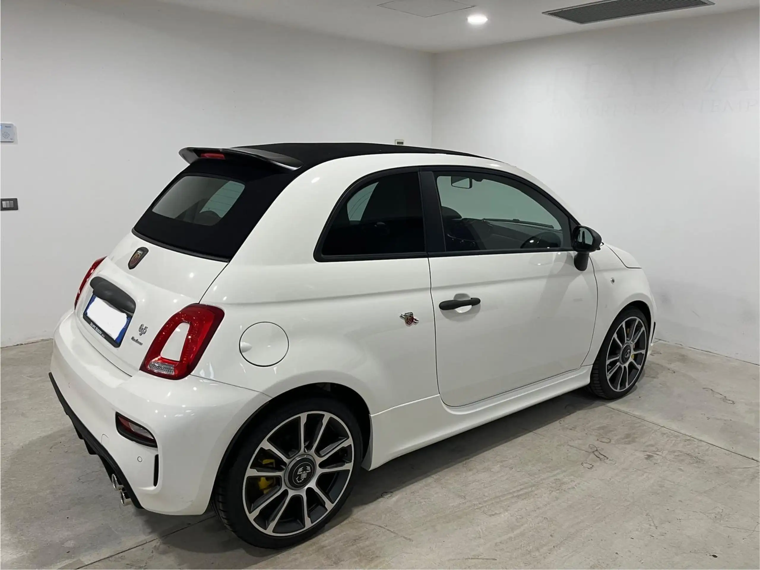 Abarth - 695C