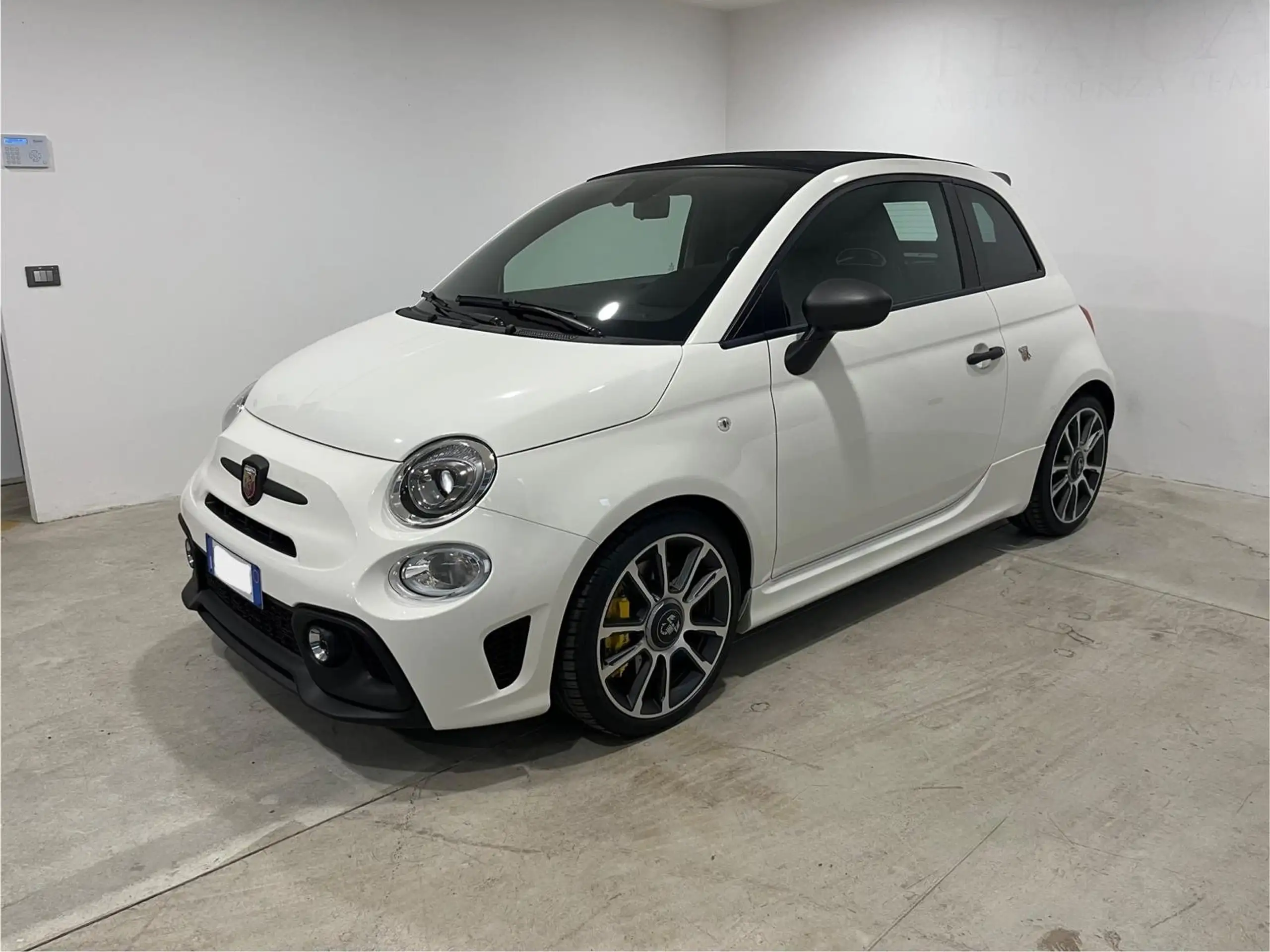 Abarth - 695C