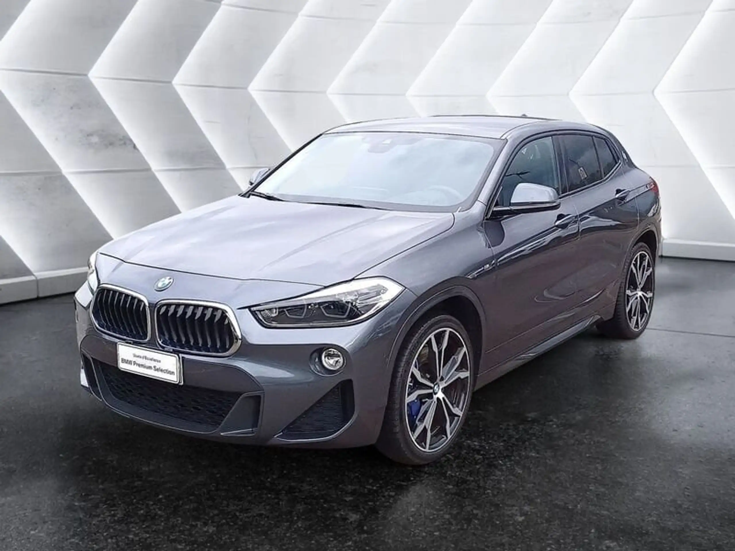 BMW - X2