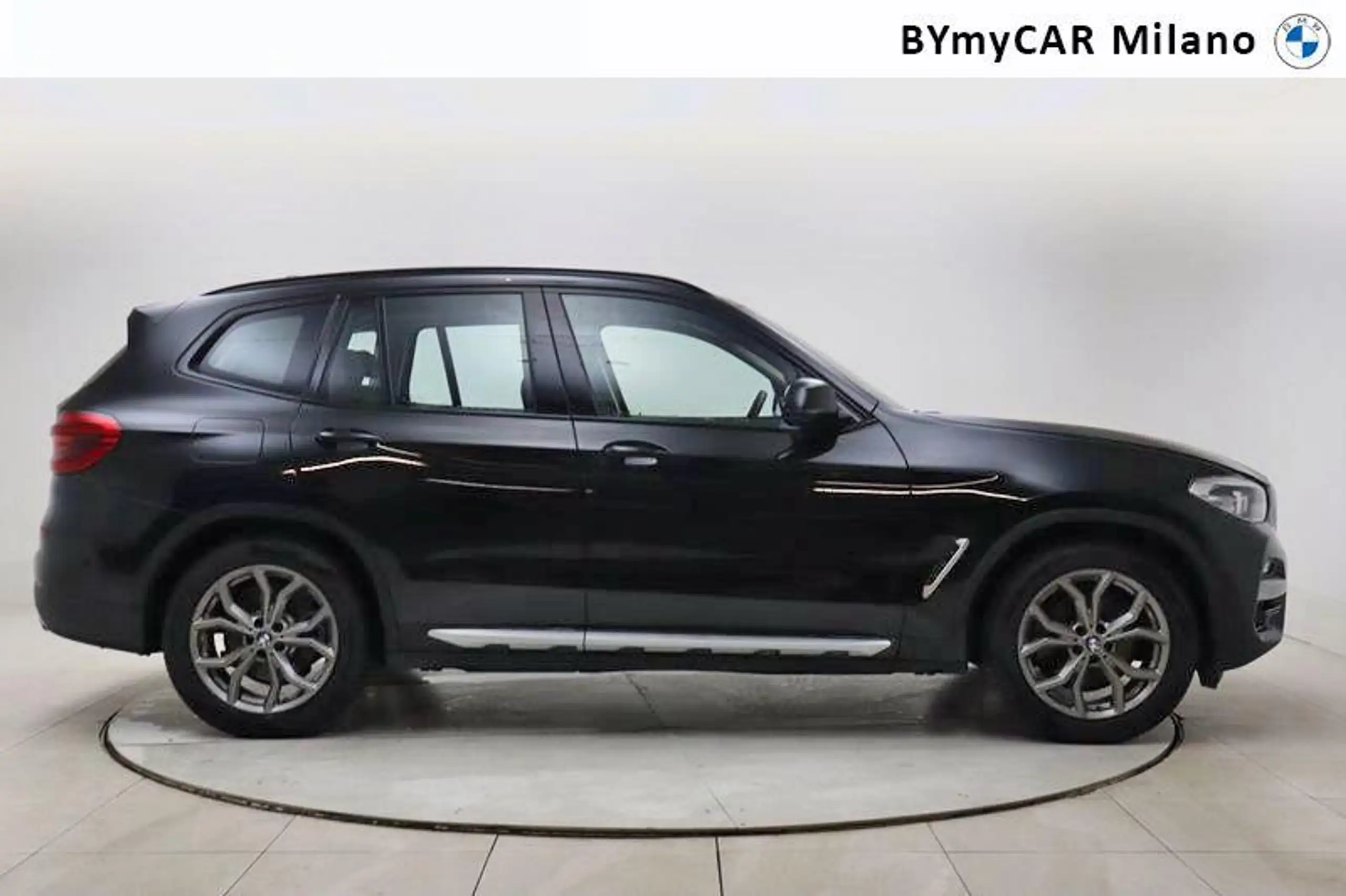 BMW - X3