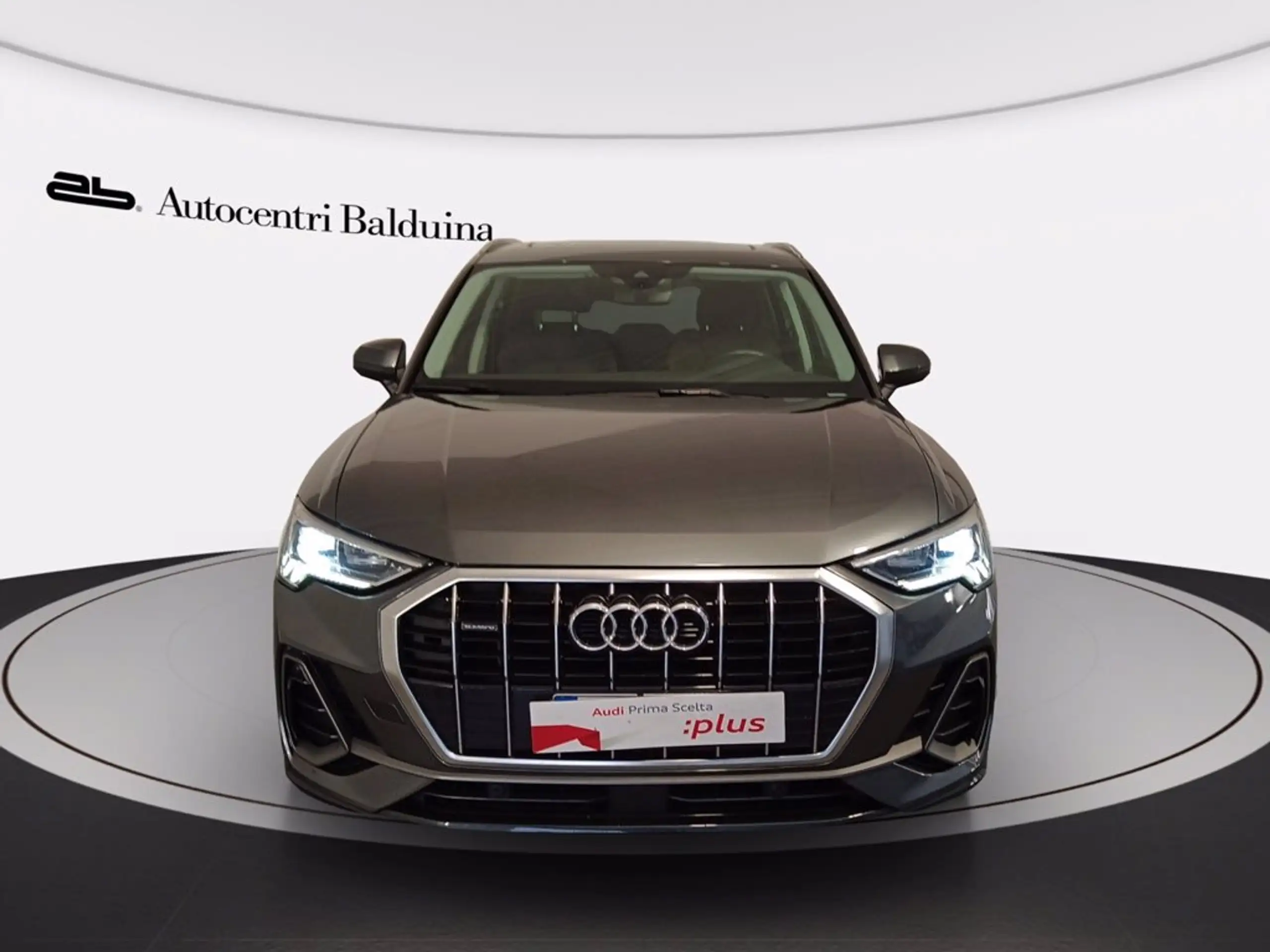 Audi - Q3