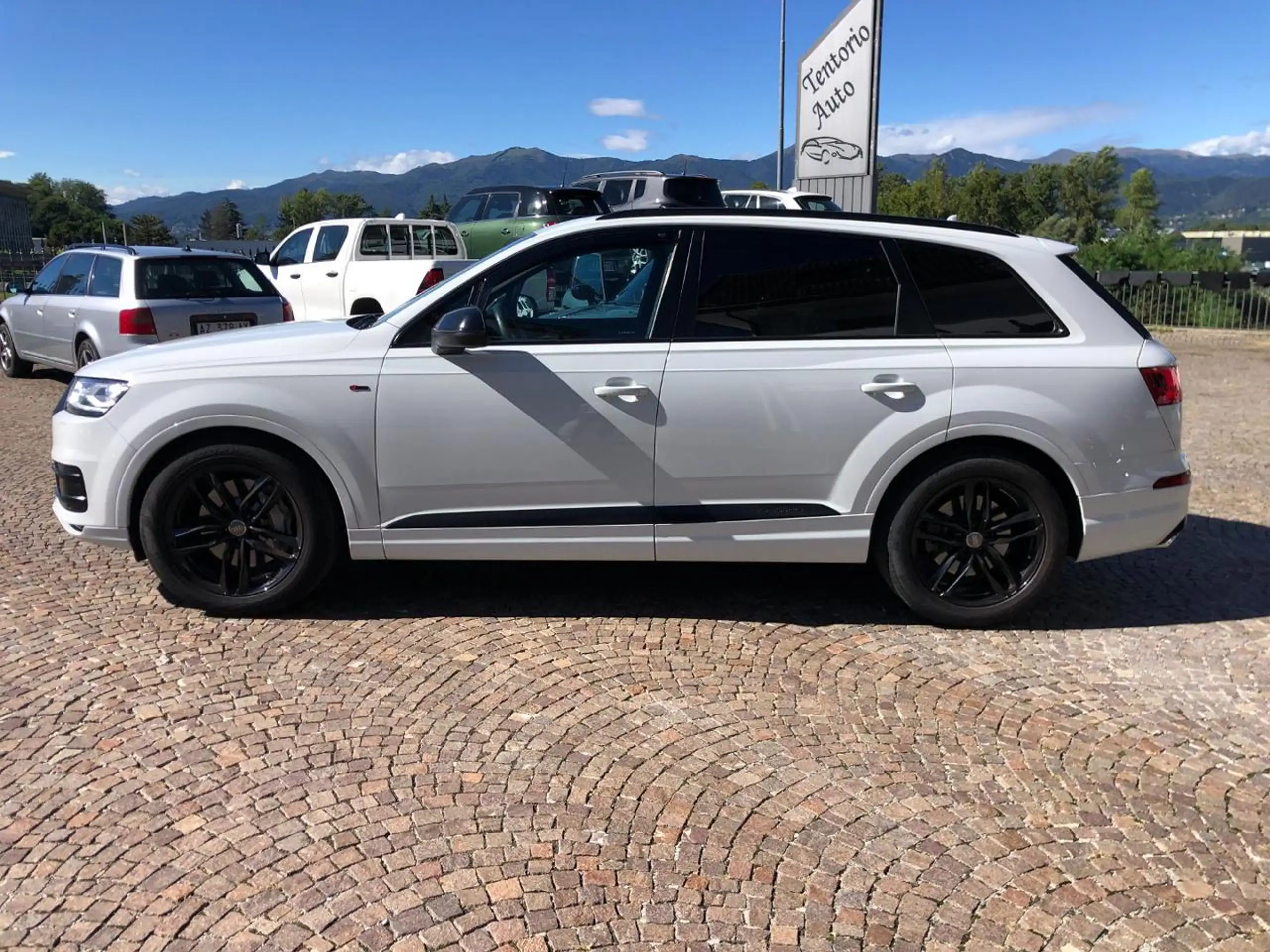 Audi - Q7