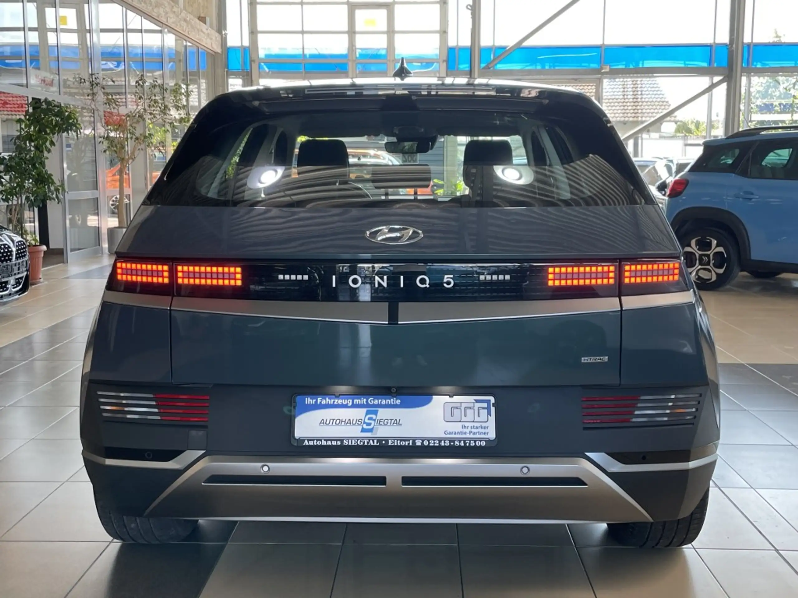 Hyundai - IONIQ 5