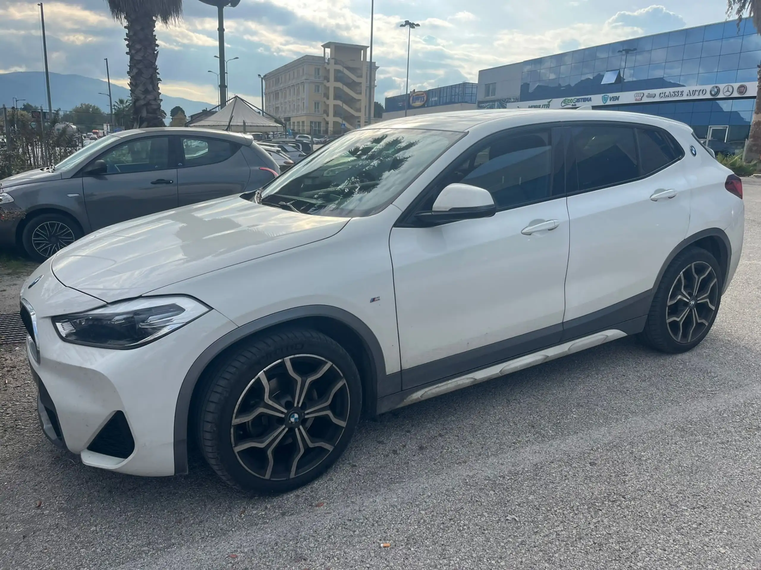 BMW - X2