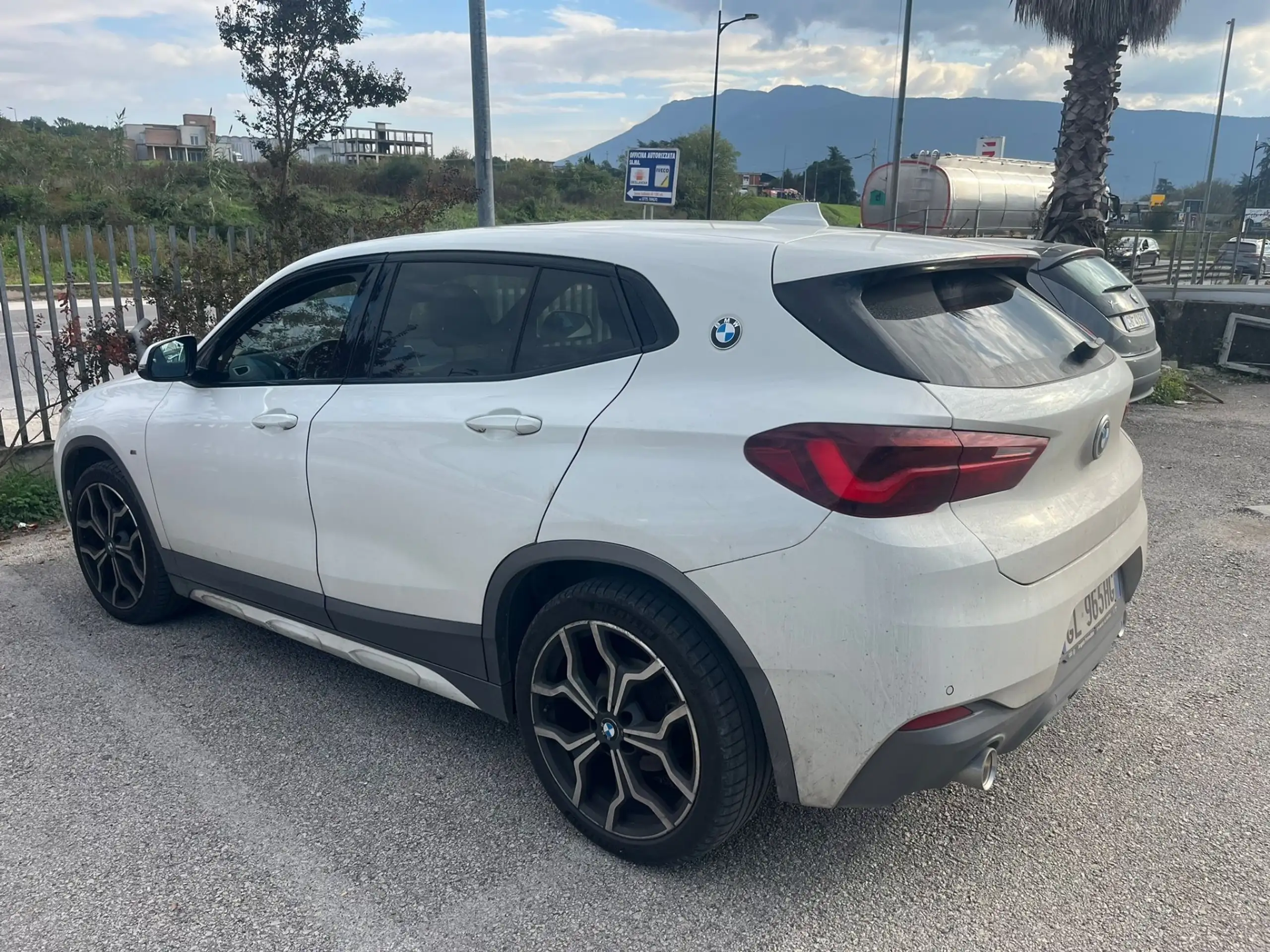 BMW - X2