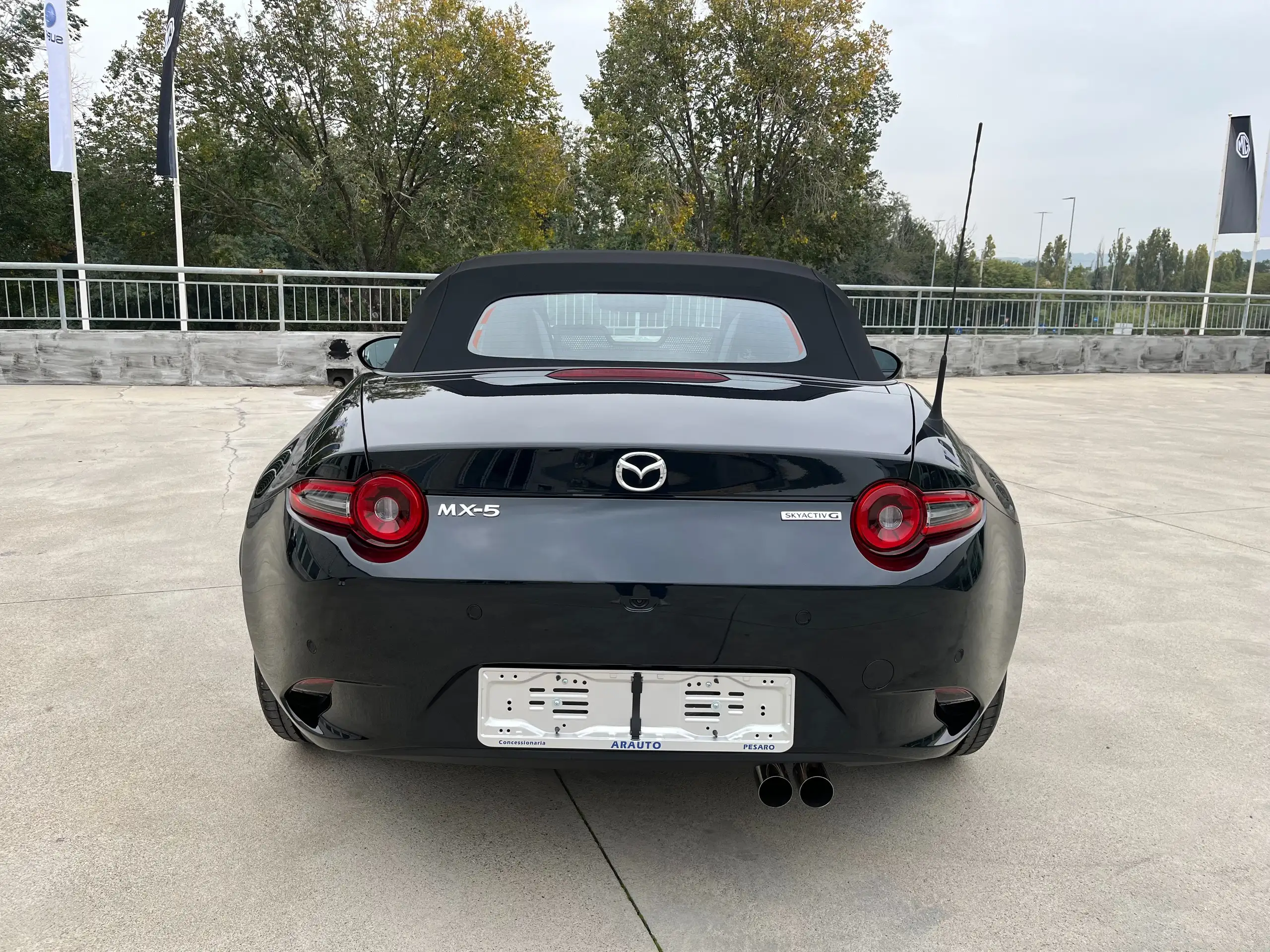 Mazda - MX-5