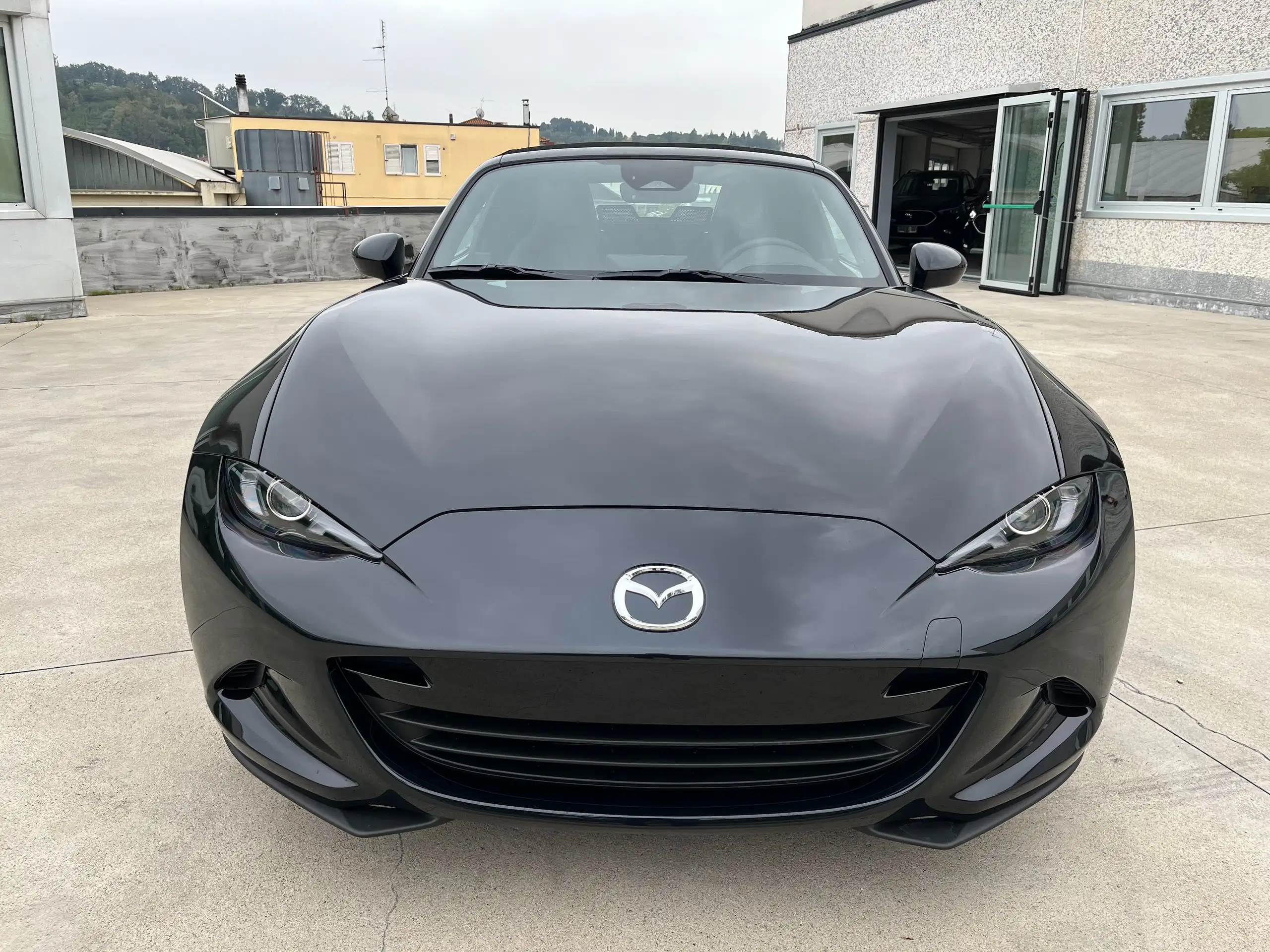 Mazda - MX-5