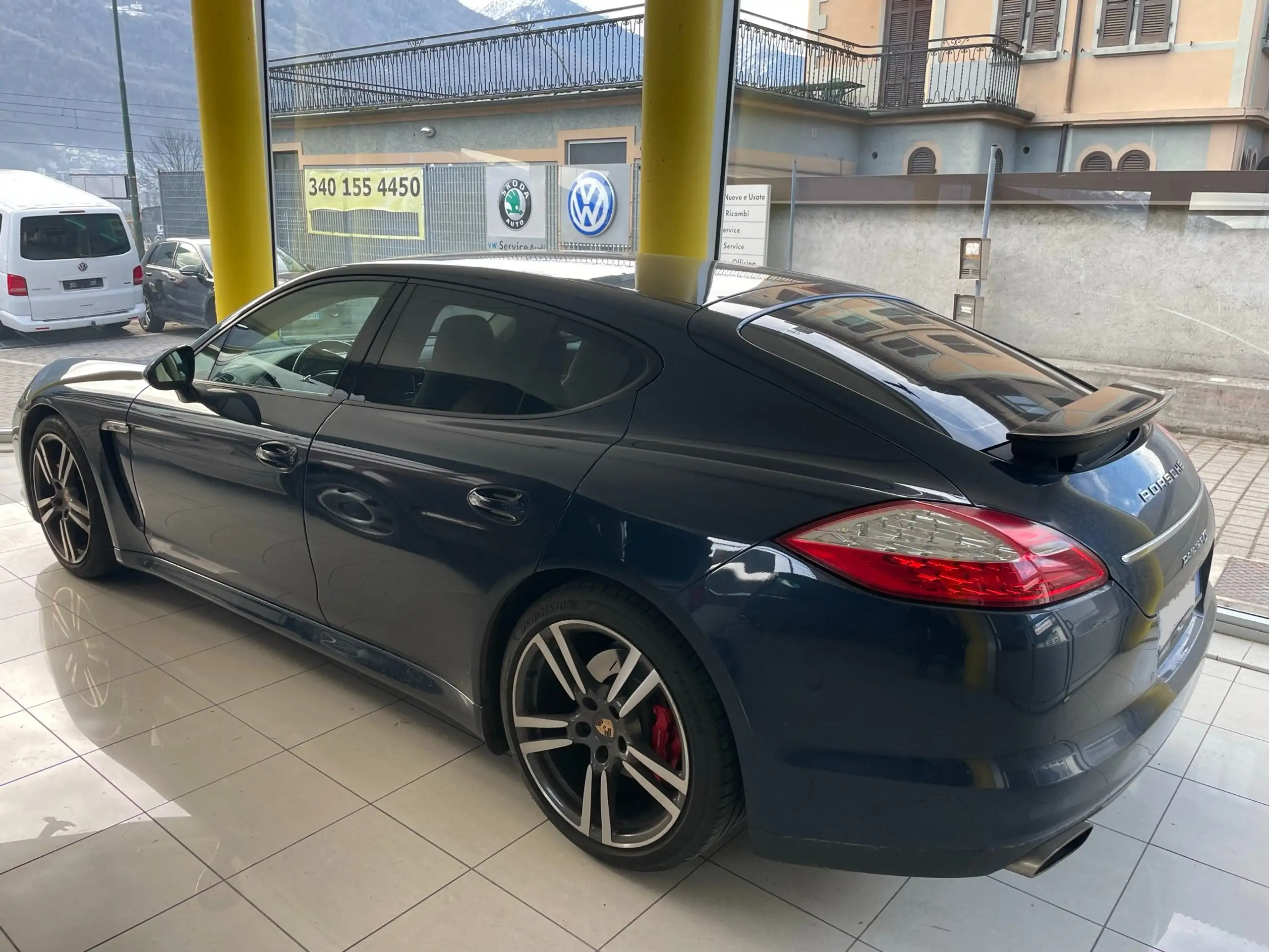 Porsche - Panamera