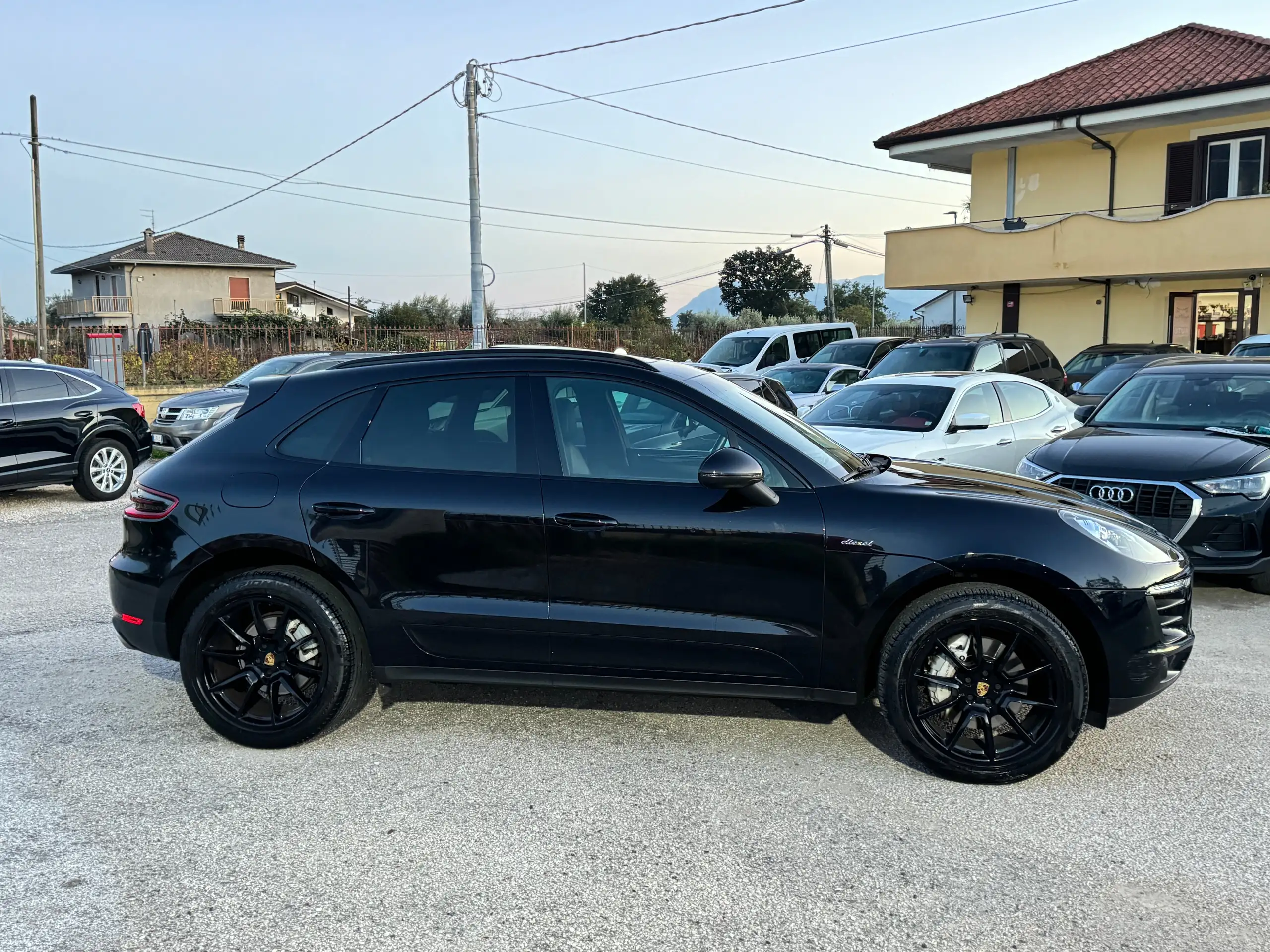 Porsche - Macan