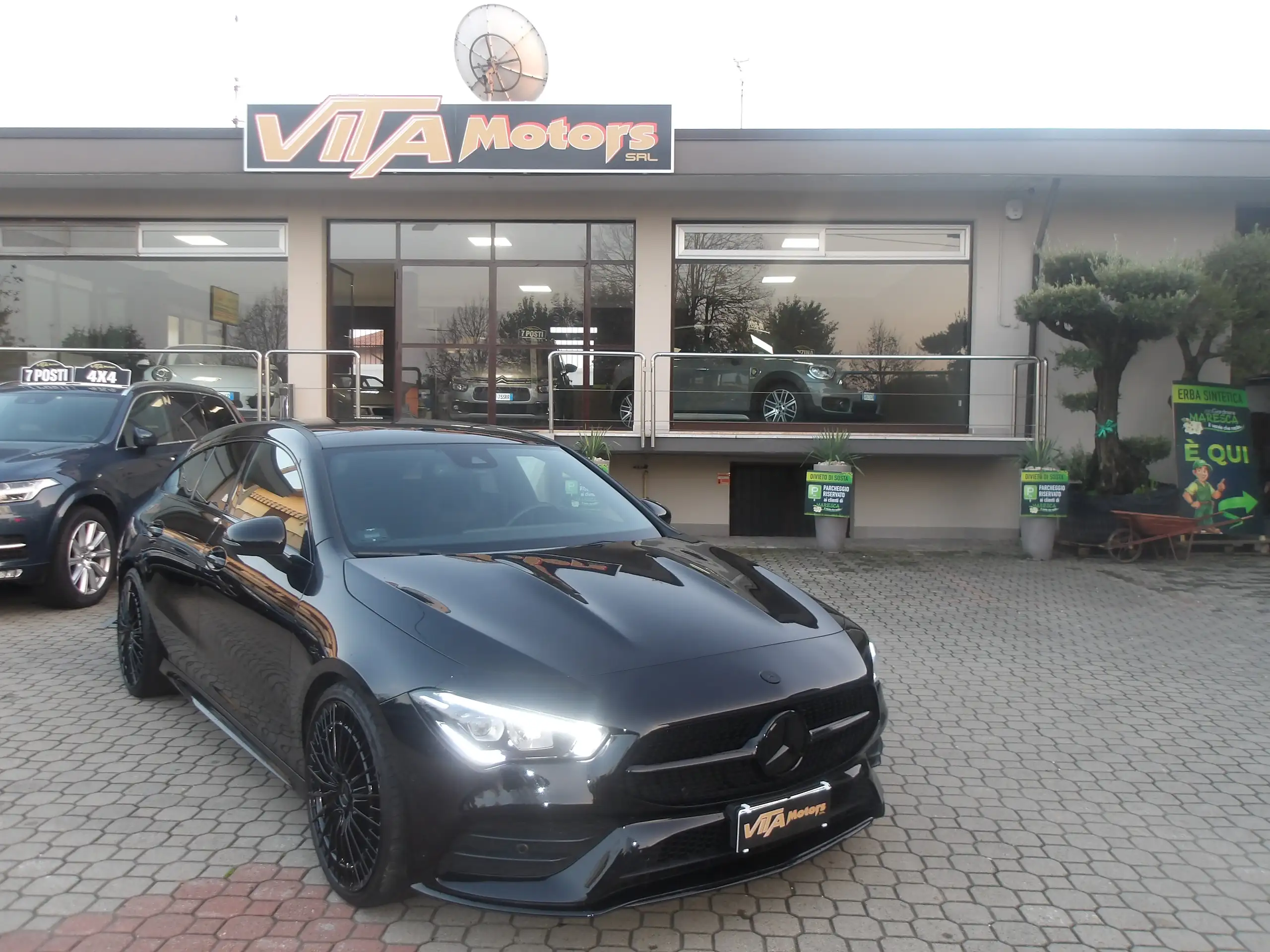 Mercedes-Benz - CLA 200