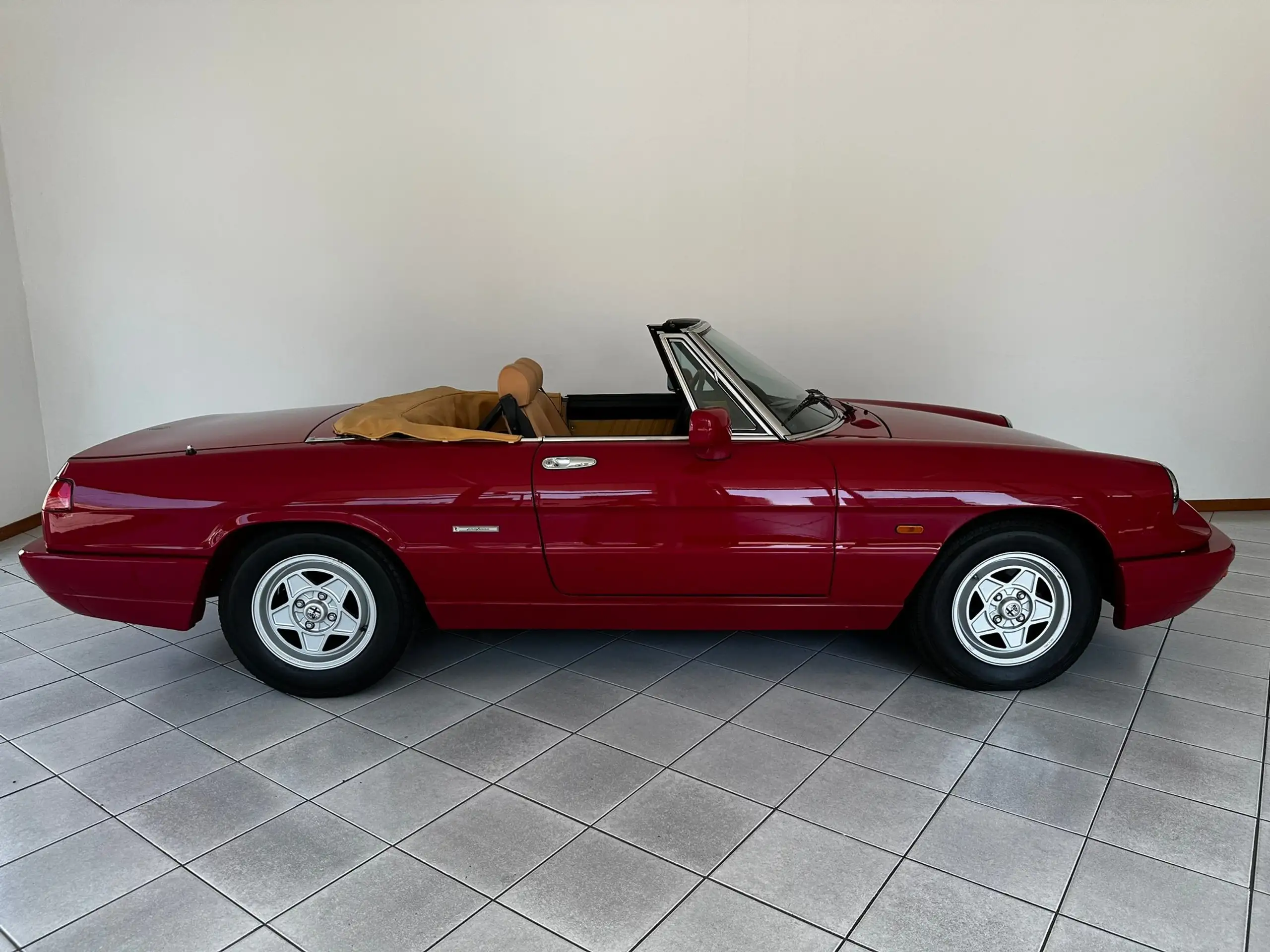 Alfa Romeo - Spider