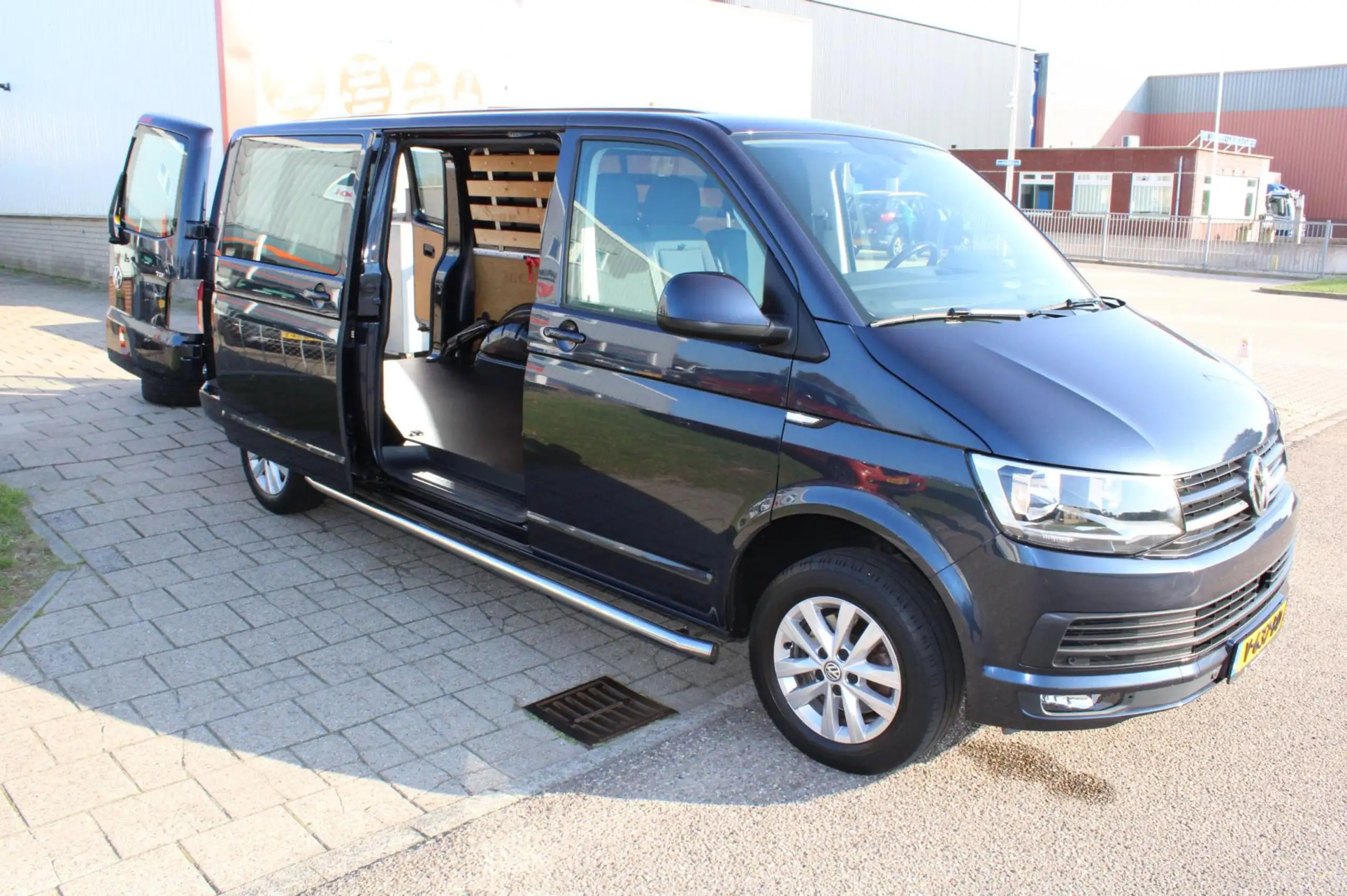 Volkswagen - Transporter