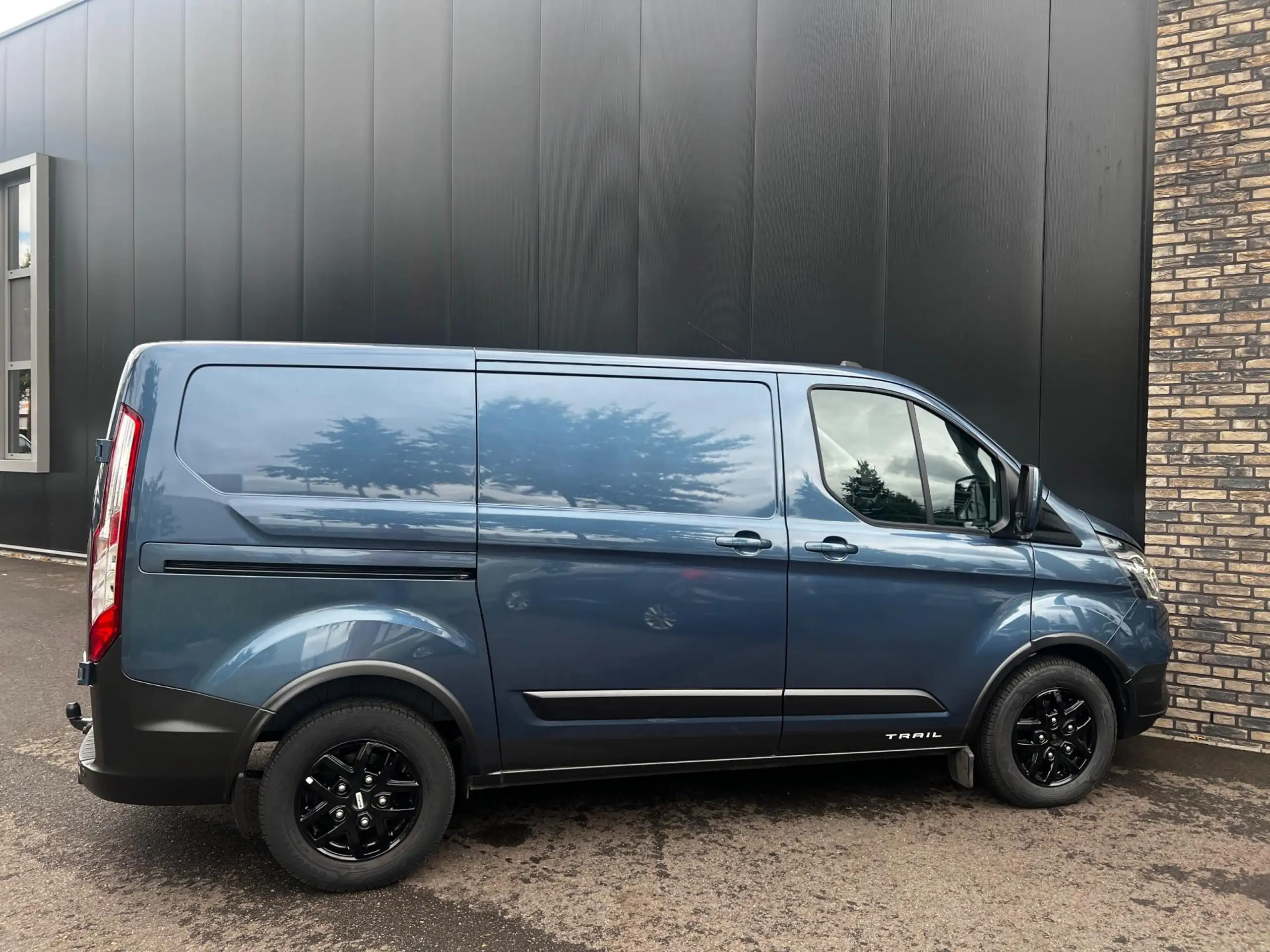 Ford - Transit Custom