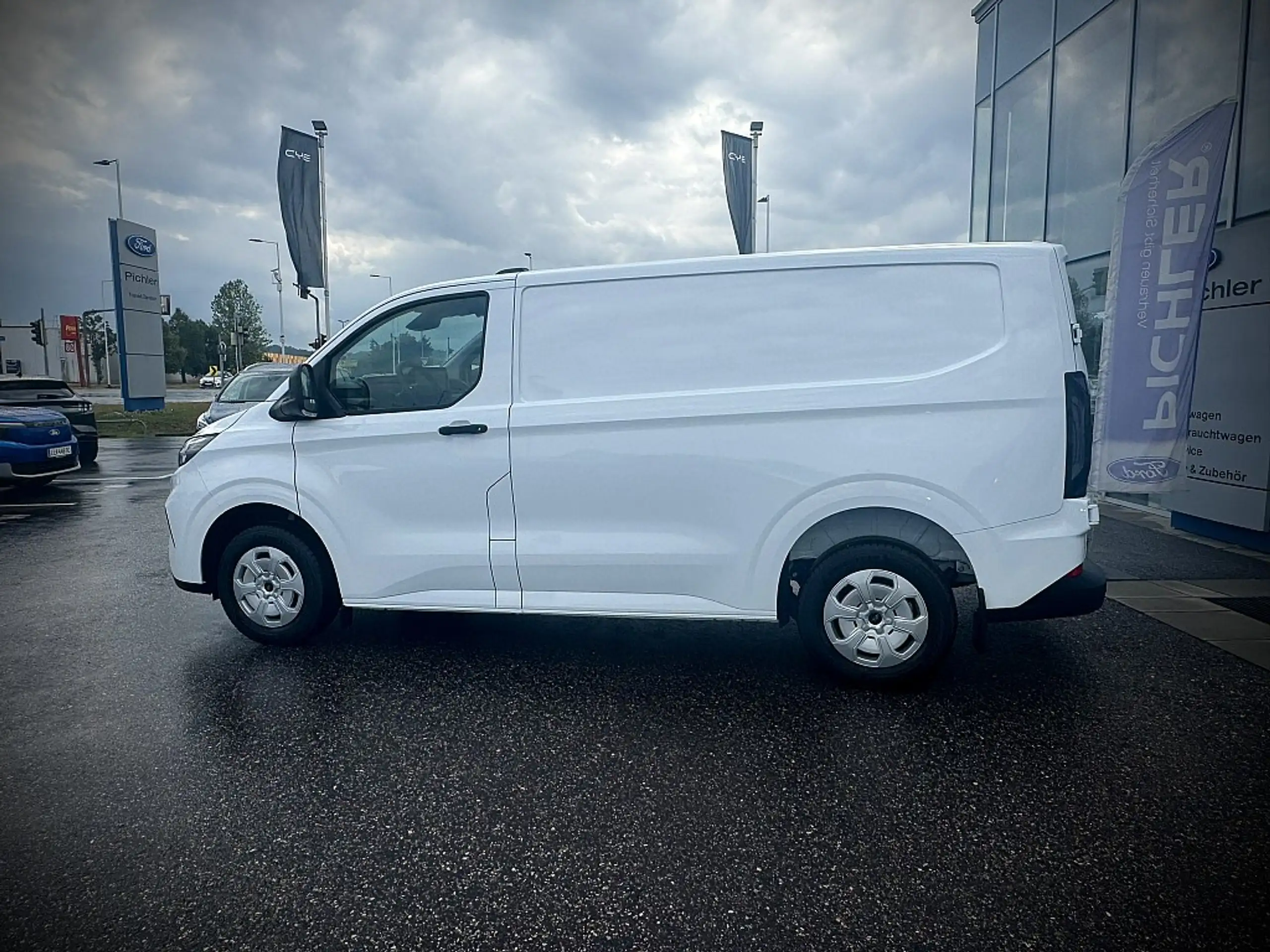 Ford - Transit Custom