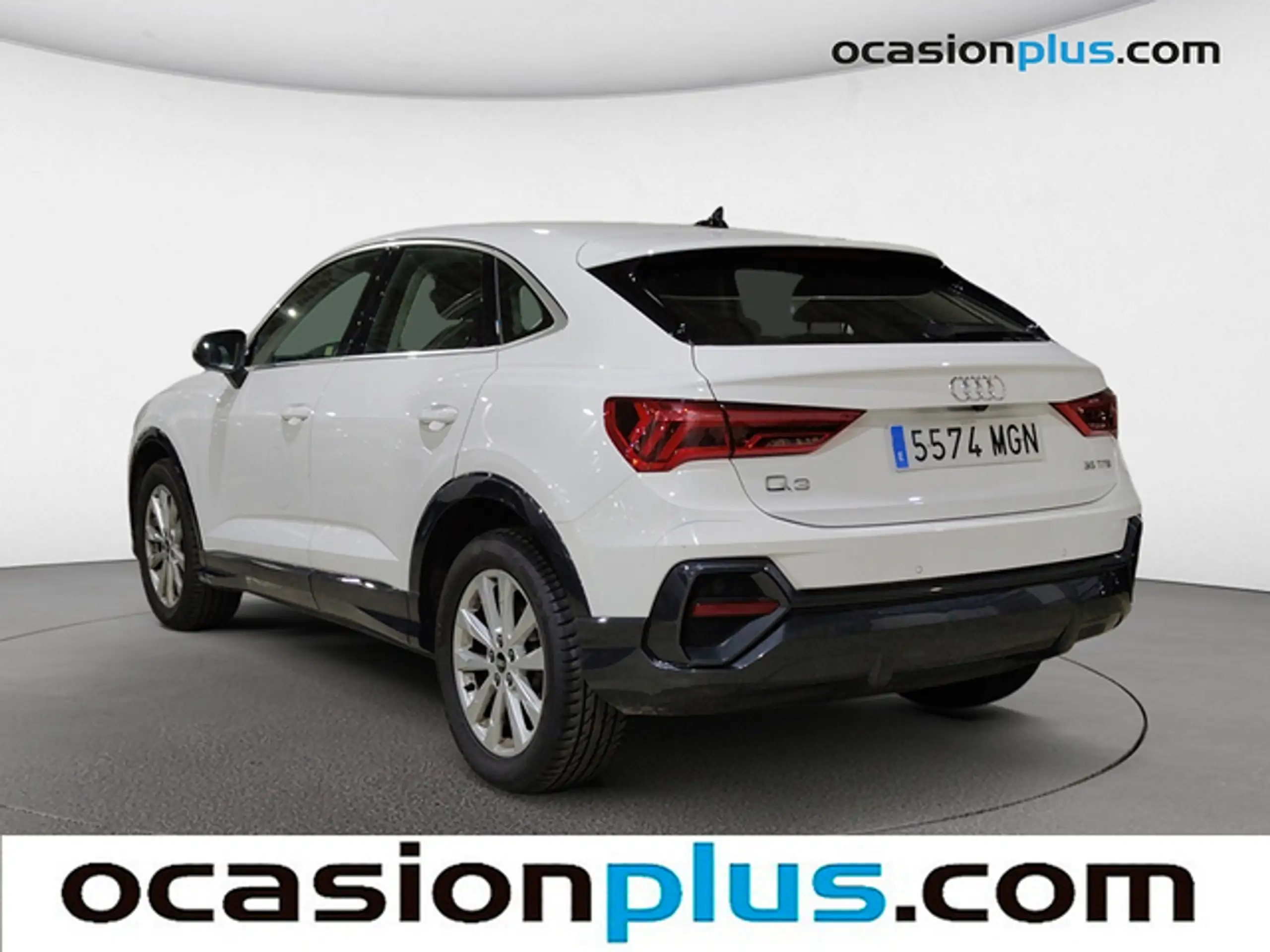 Audi - Q3