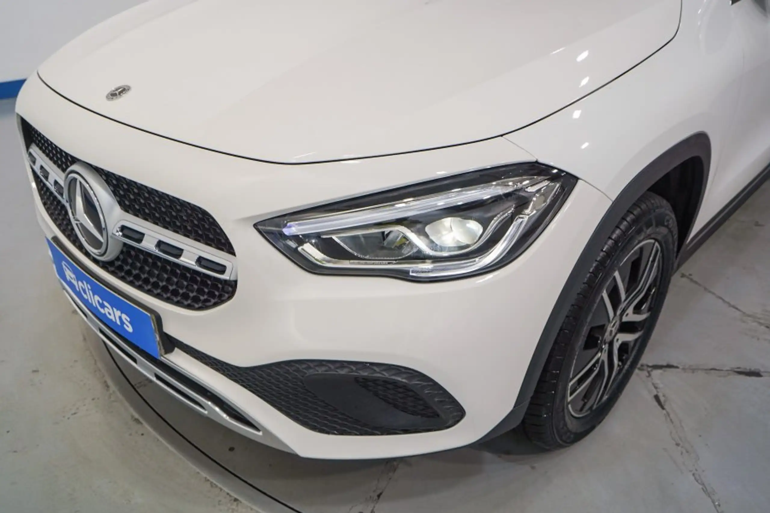 Mercedes-Benz - GLA 200