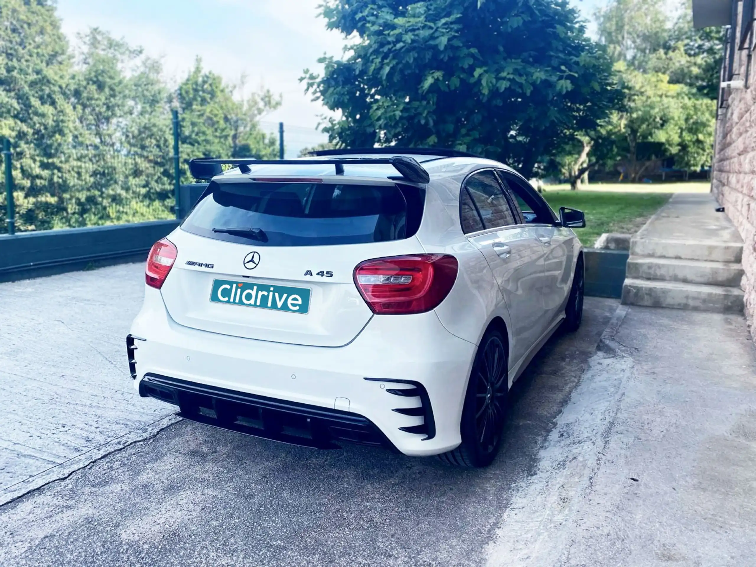 Mercedes-Benz - A 45 AMG