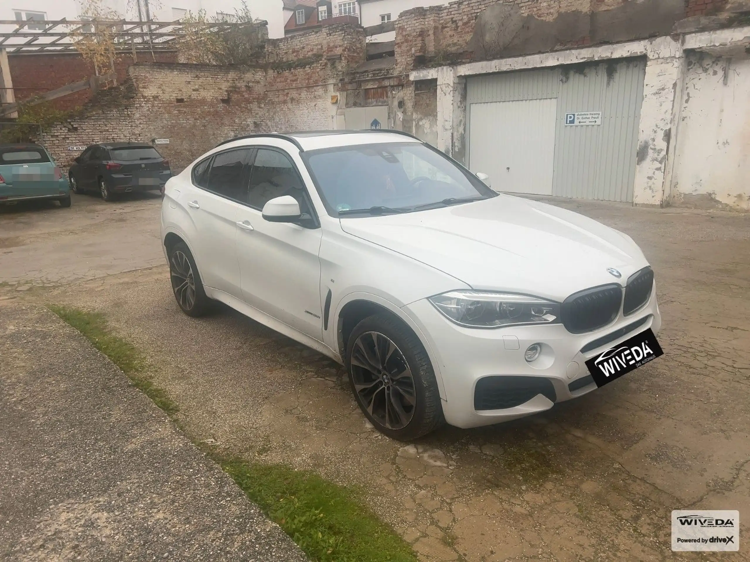 BMW - X6