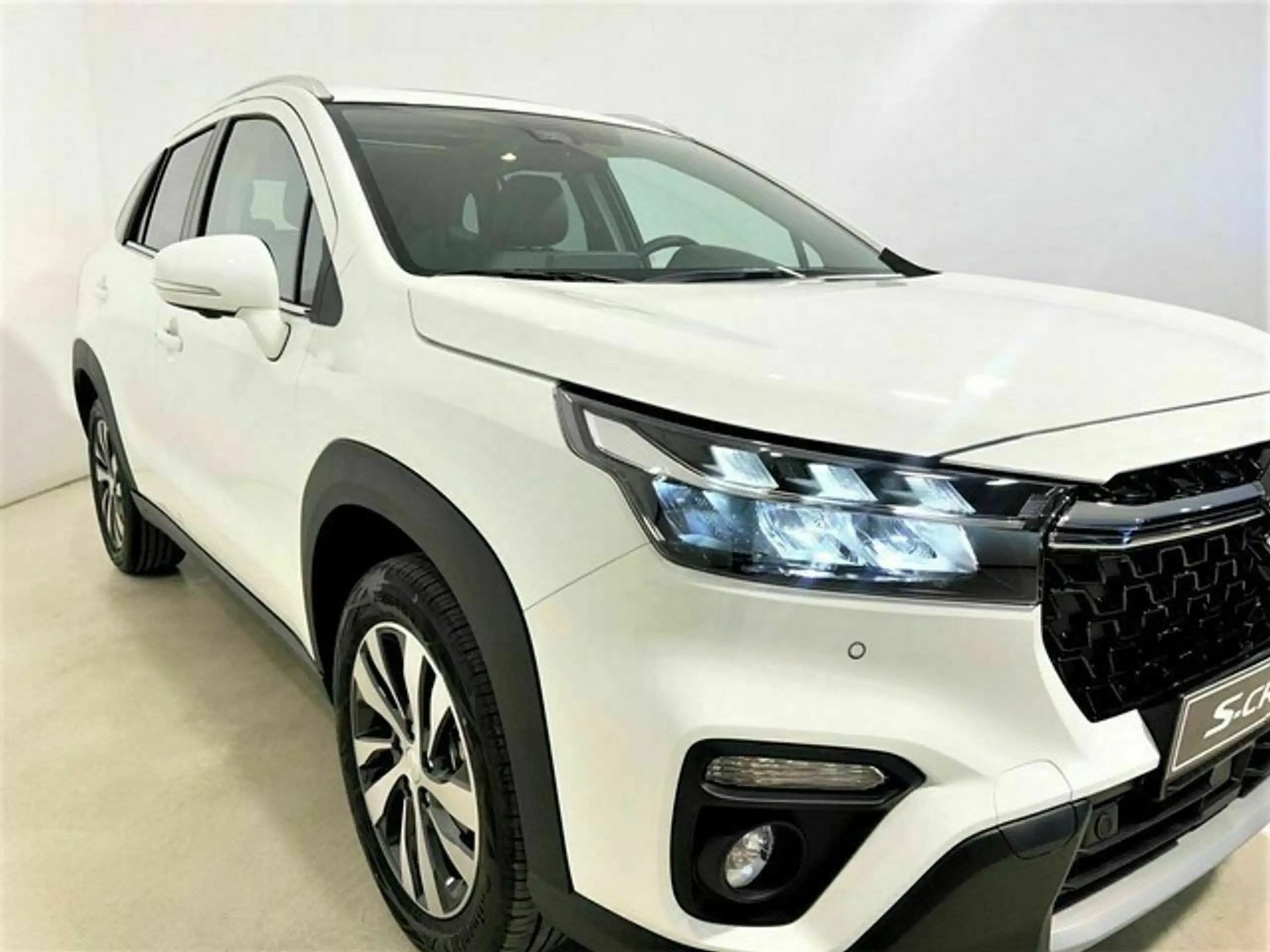 Suzuki - SX4 S-Cross