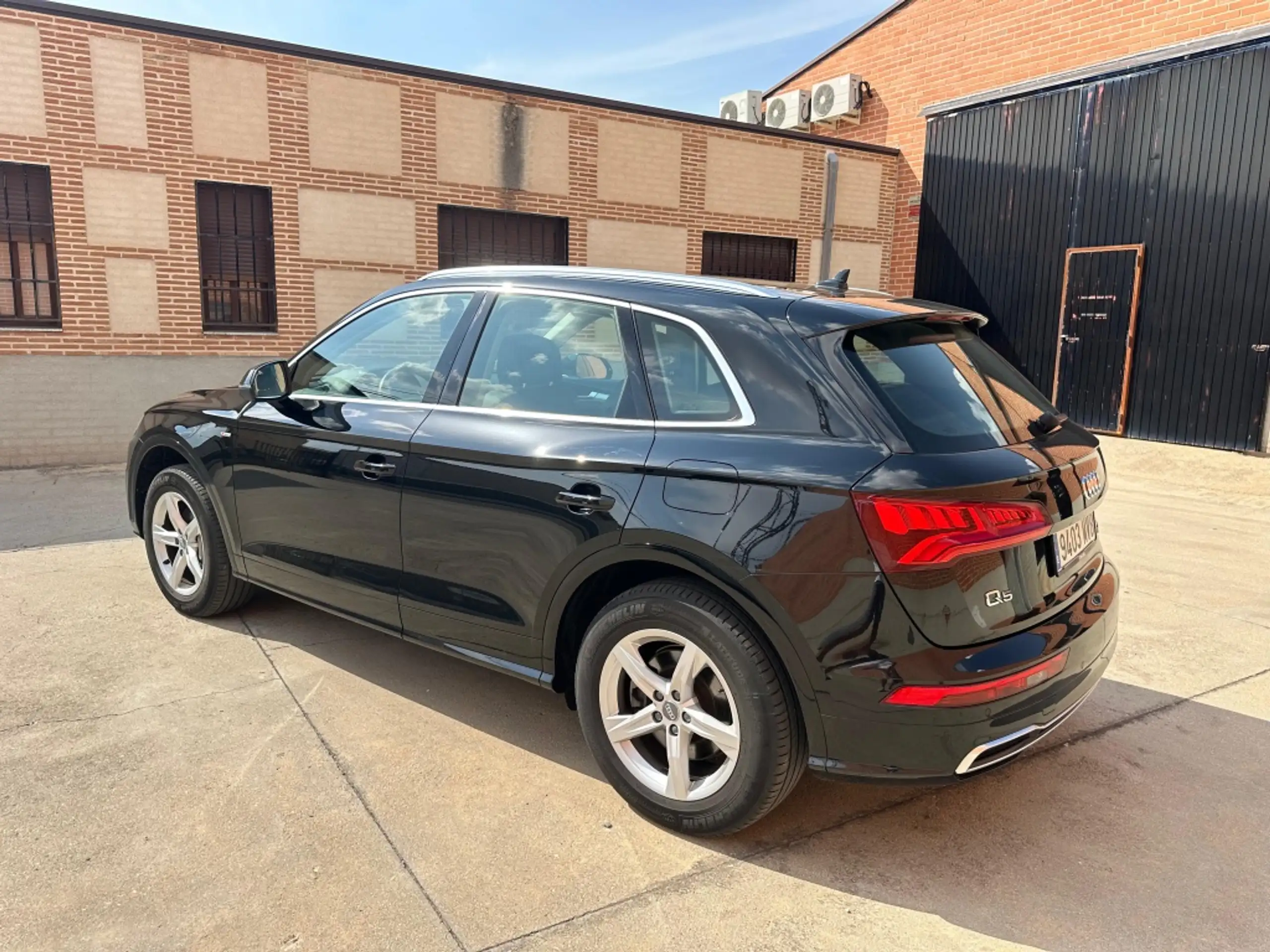 Audi - Q5