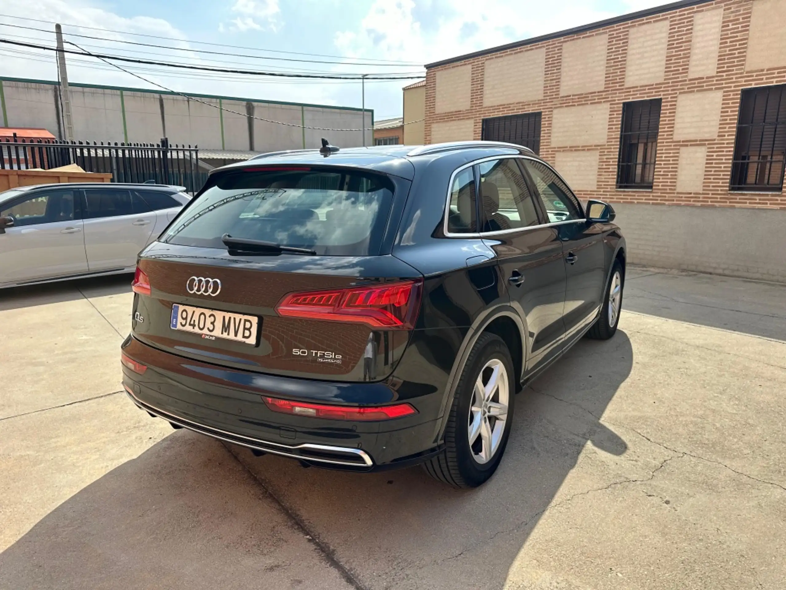 Audi - Q5