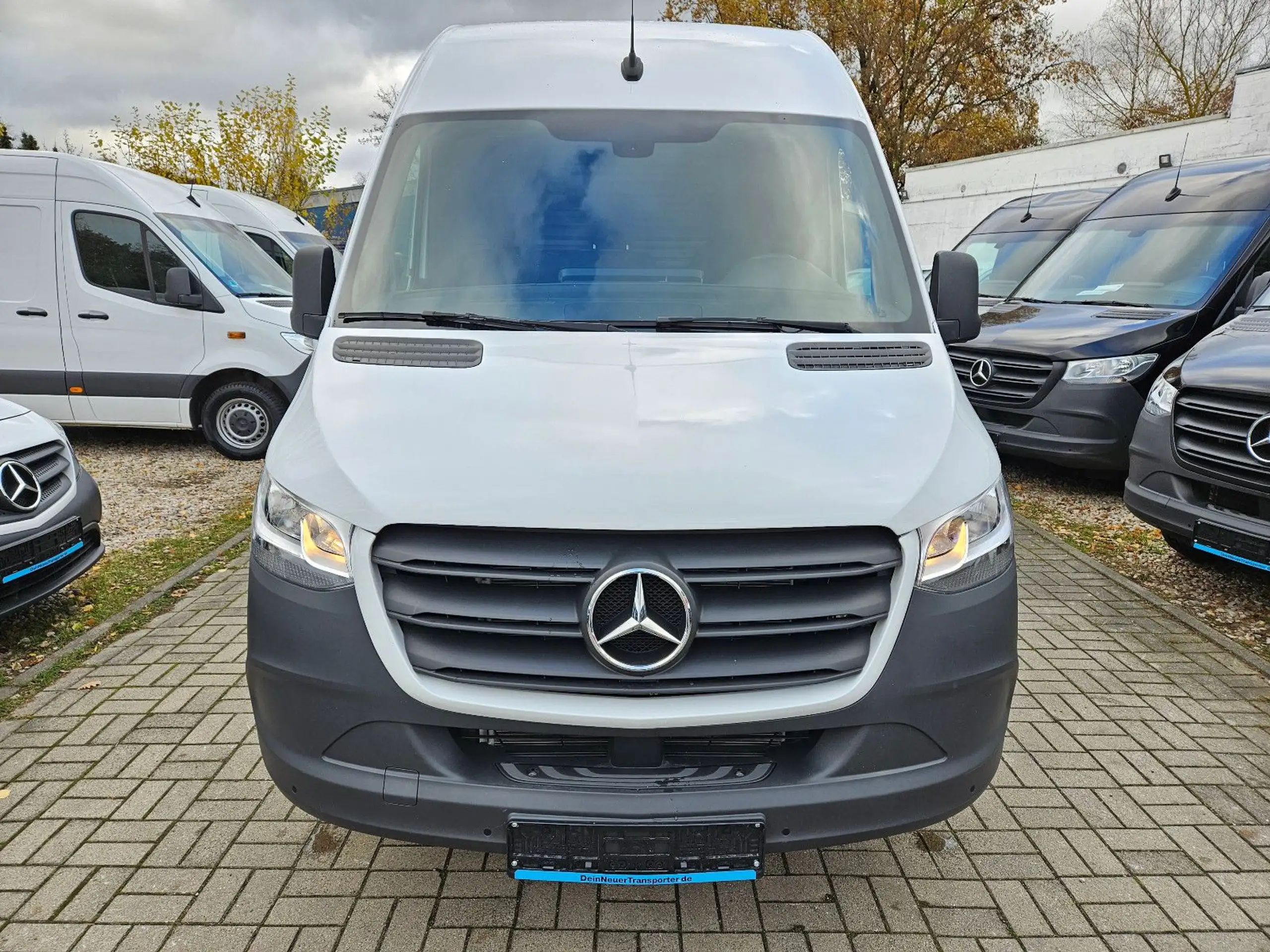 Mercedes-Benz - Sprinter