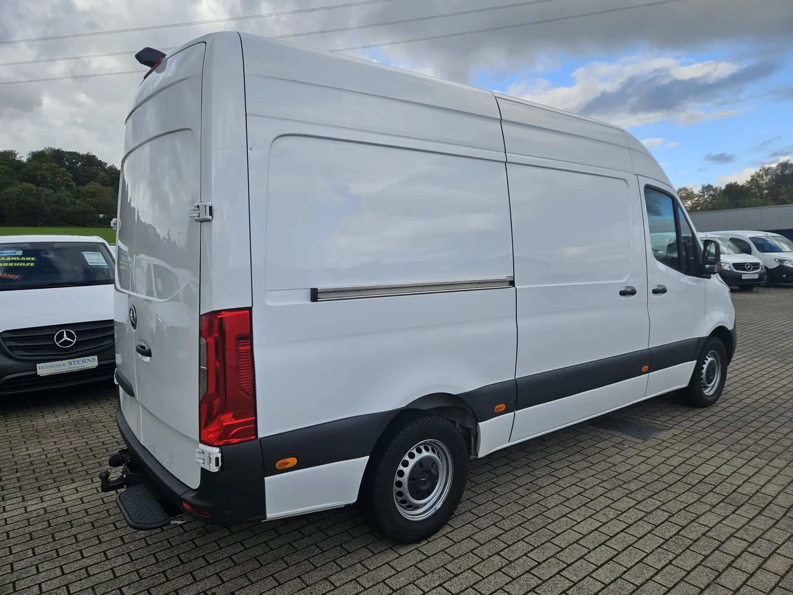 Mercedes-Benz - Sprinter