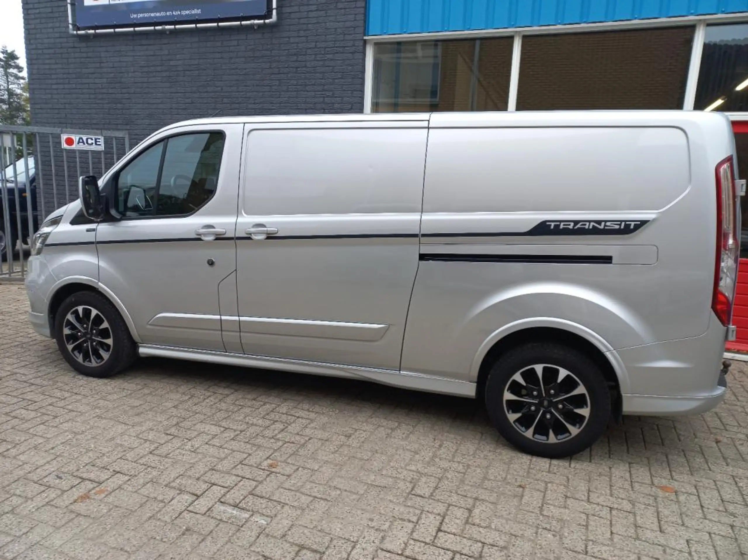 Ford - Transit Custom