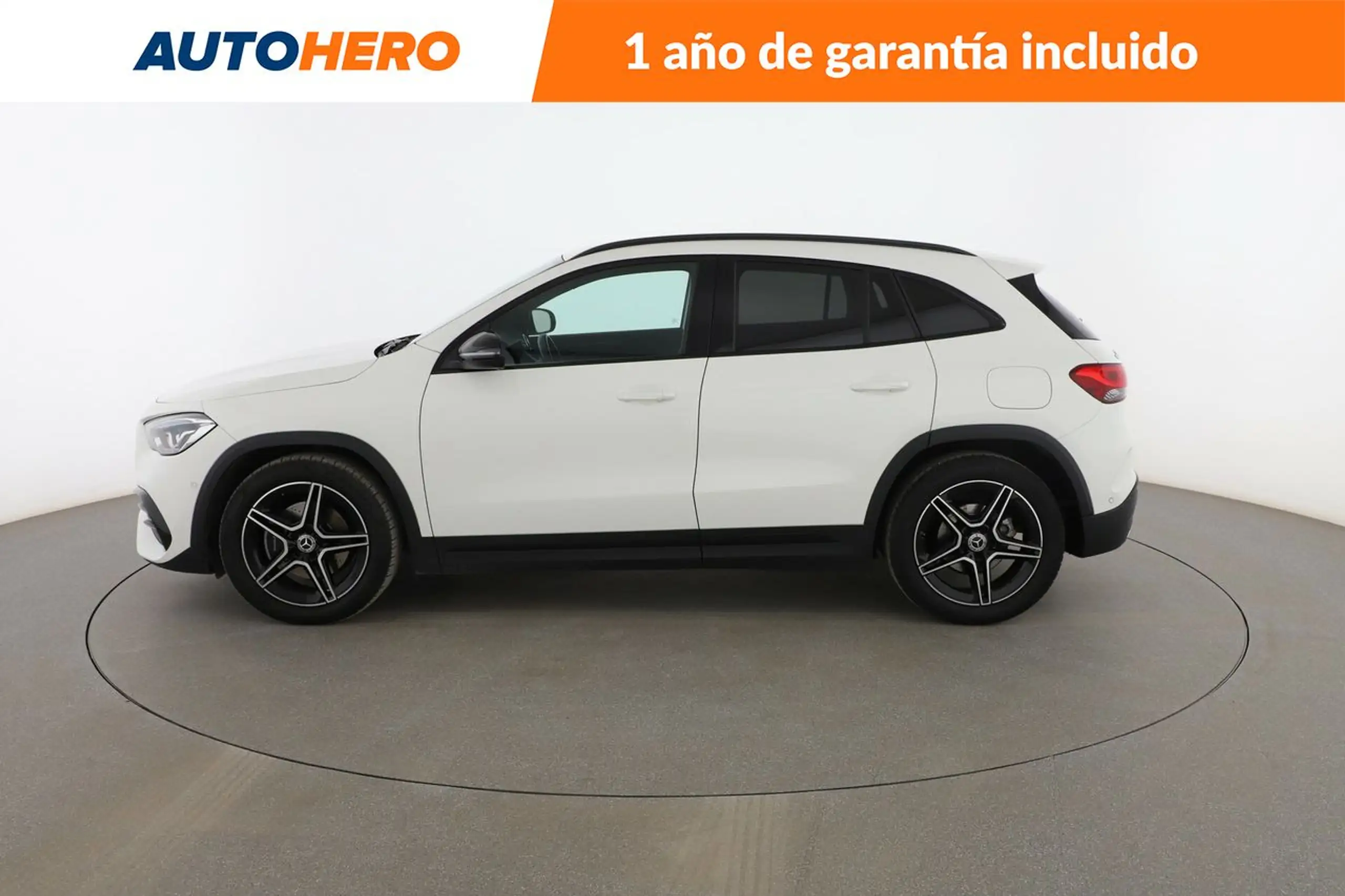 Mercedes-Benz - GLA 200