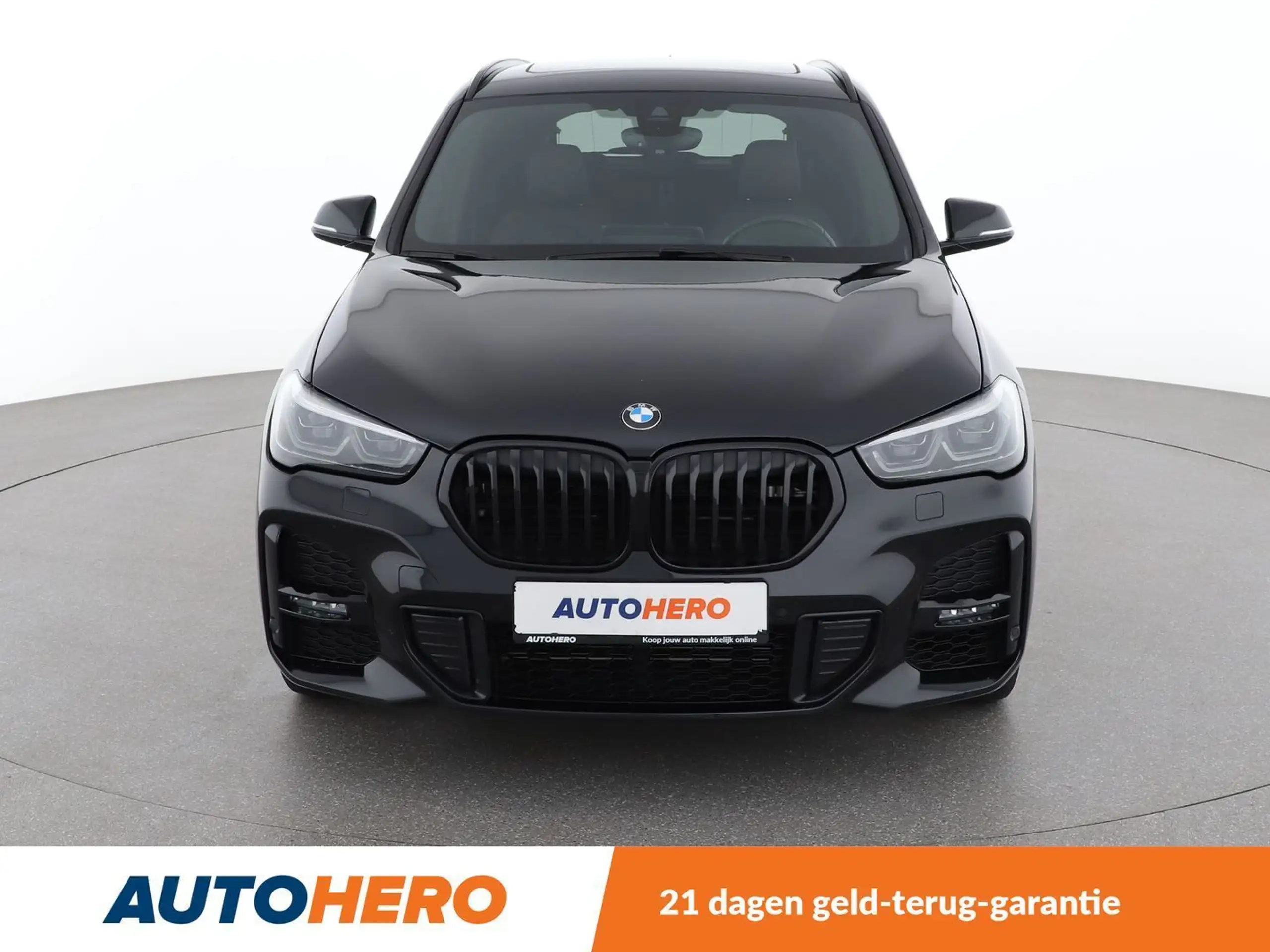 BMW - X1