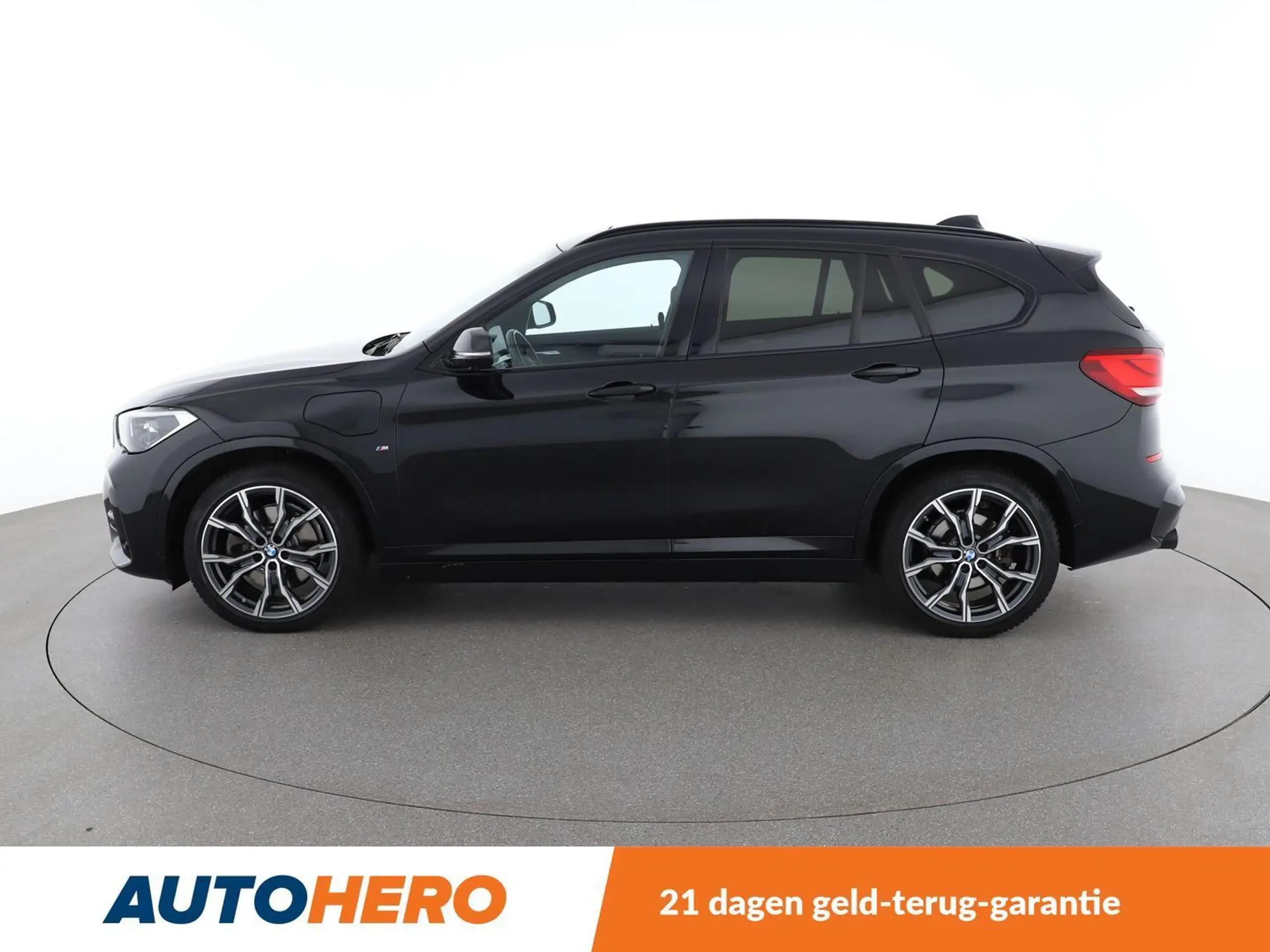 BMW - X1