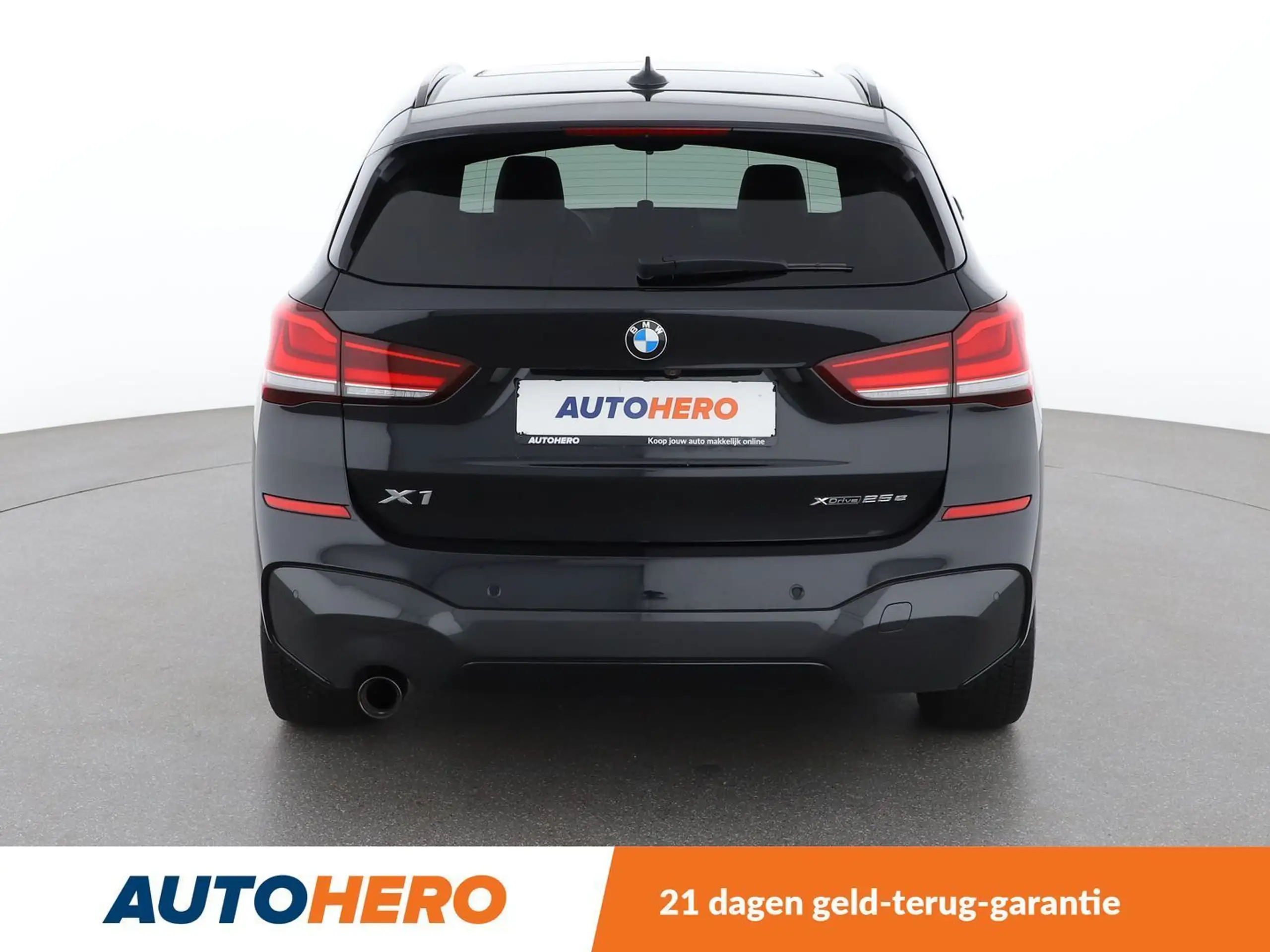 BMW - X1