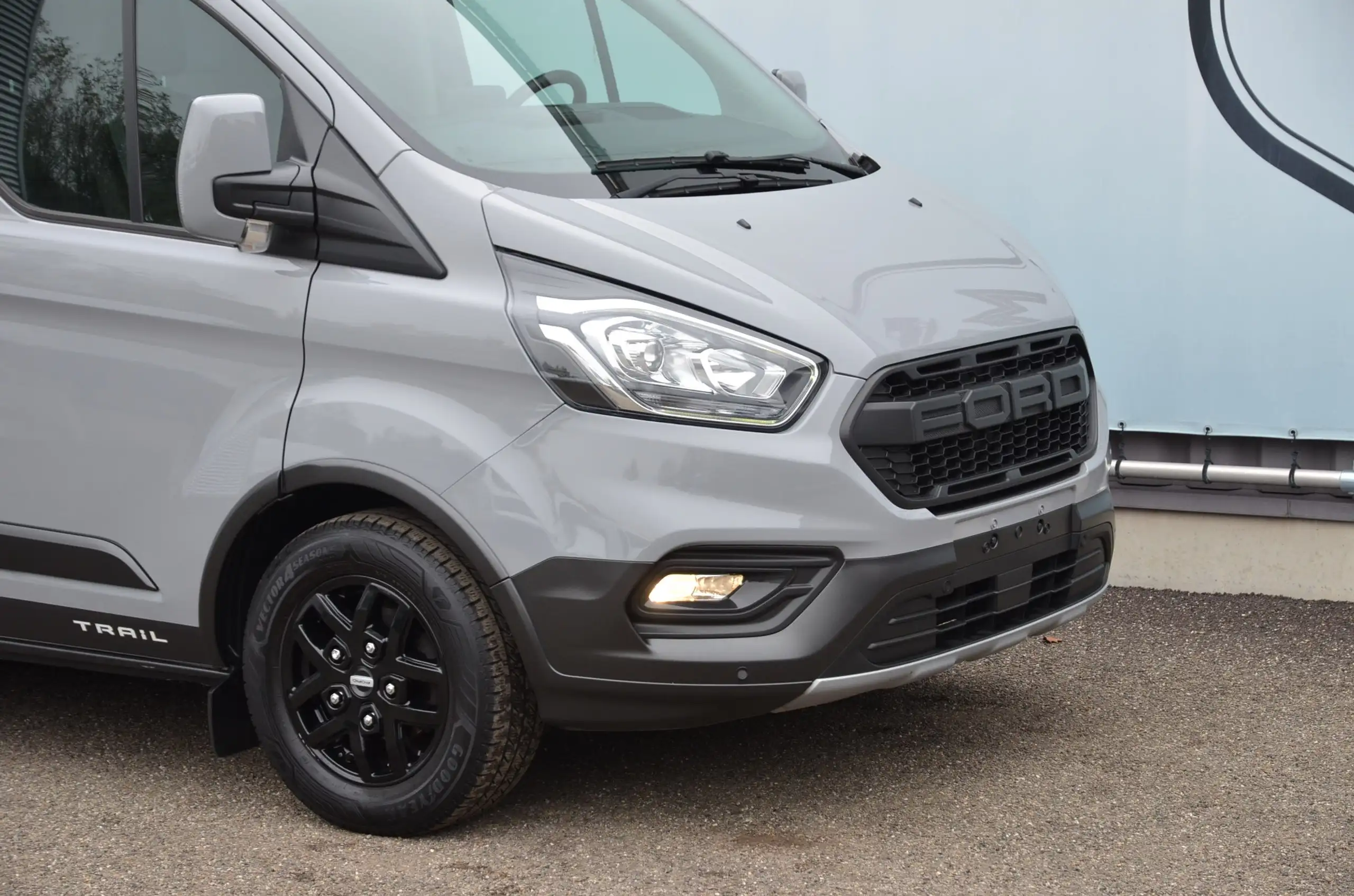 Ford - Transit Custom