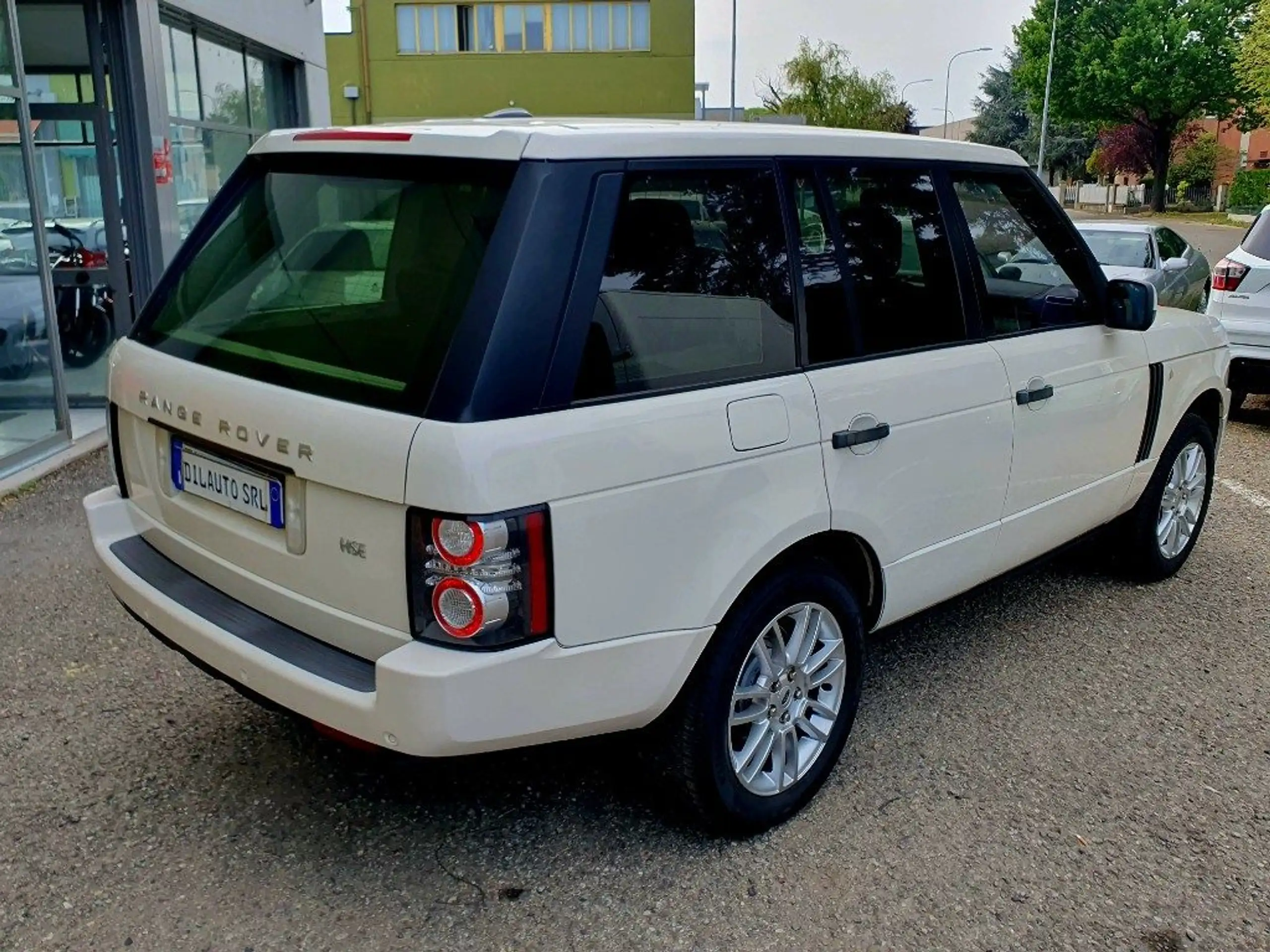 Land Rover - Range Rover