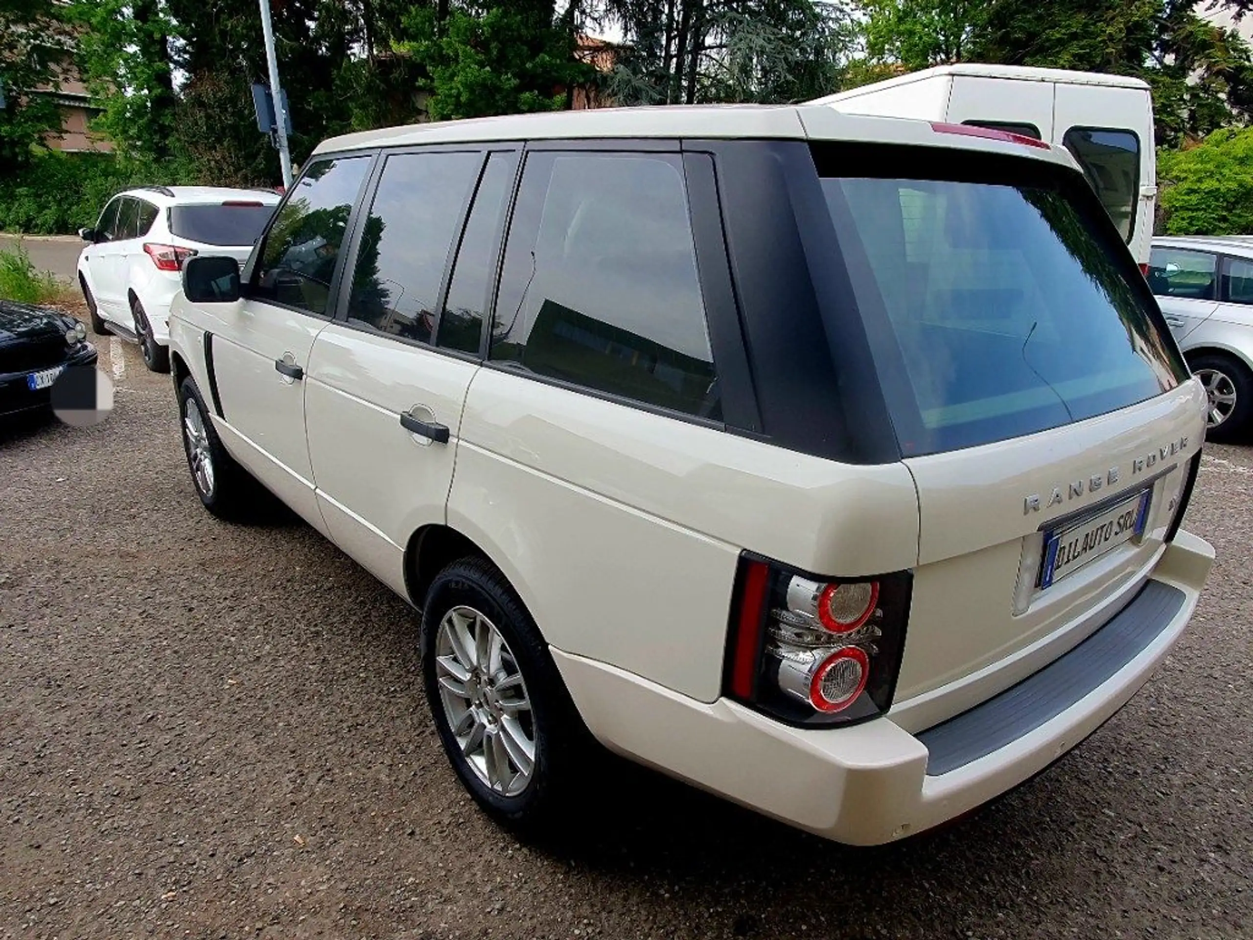 Land Rover - Range Rover