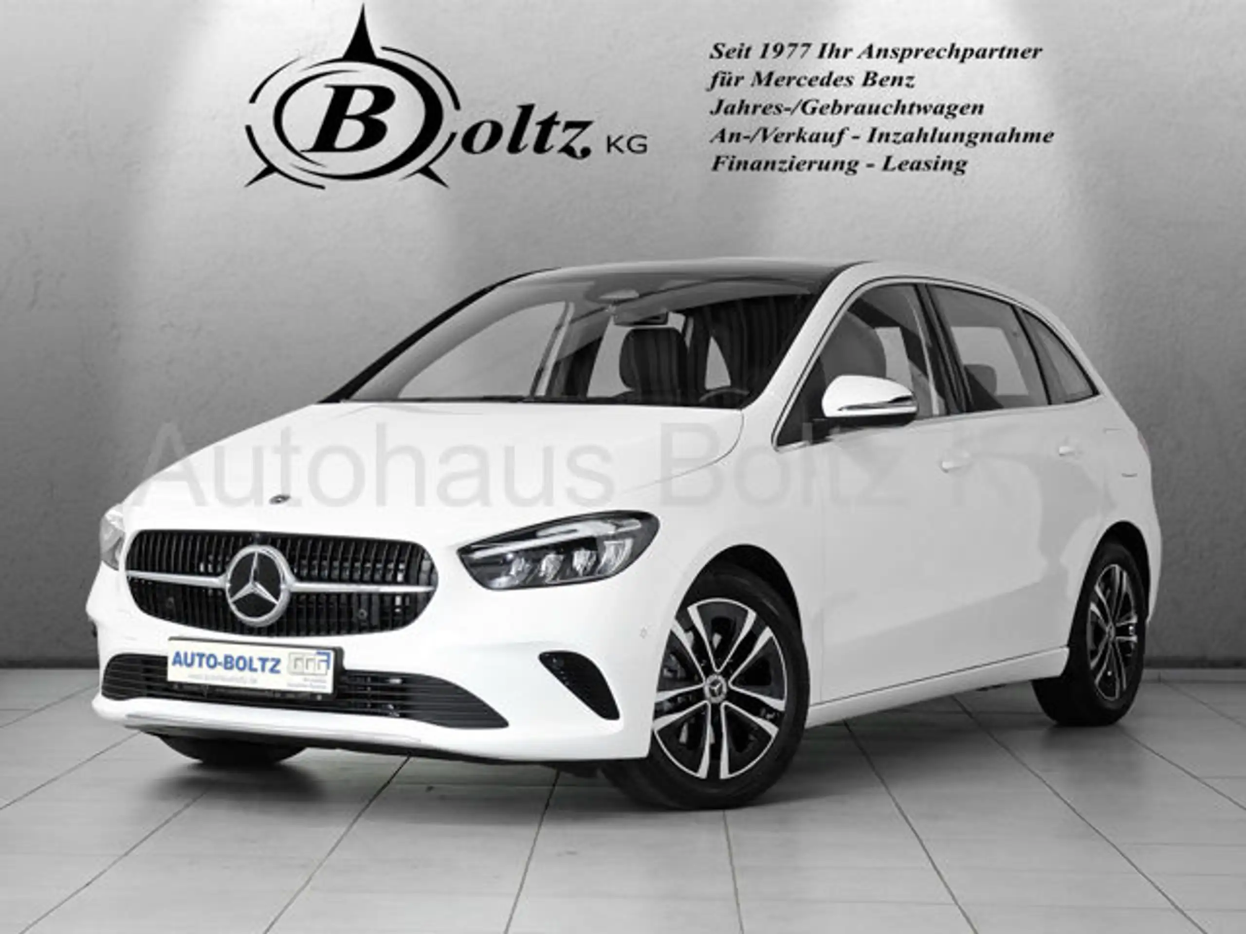 Mercedes-Benz B 200 2023