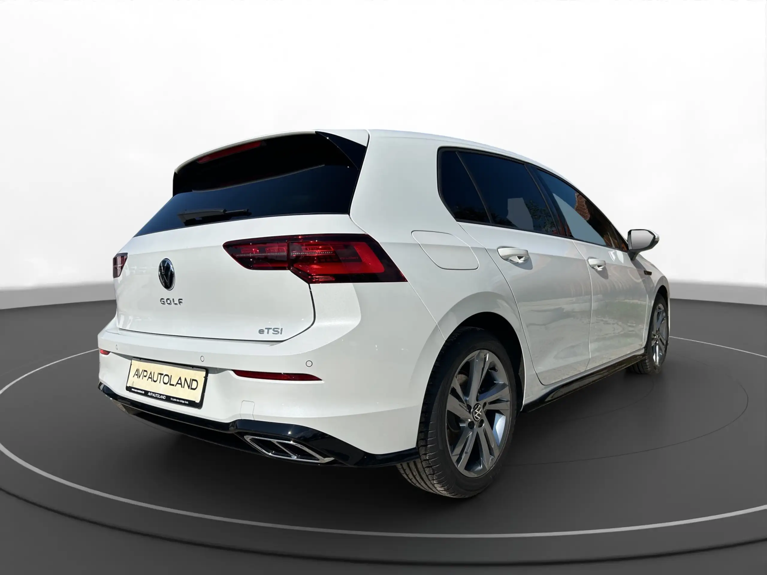 Volkswagen - Golf