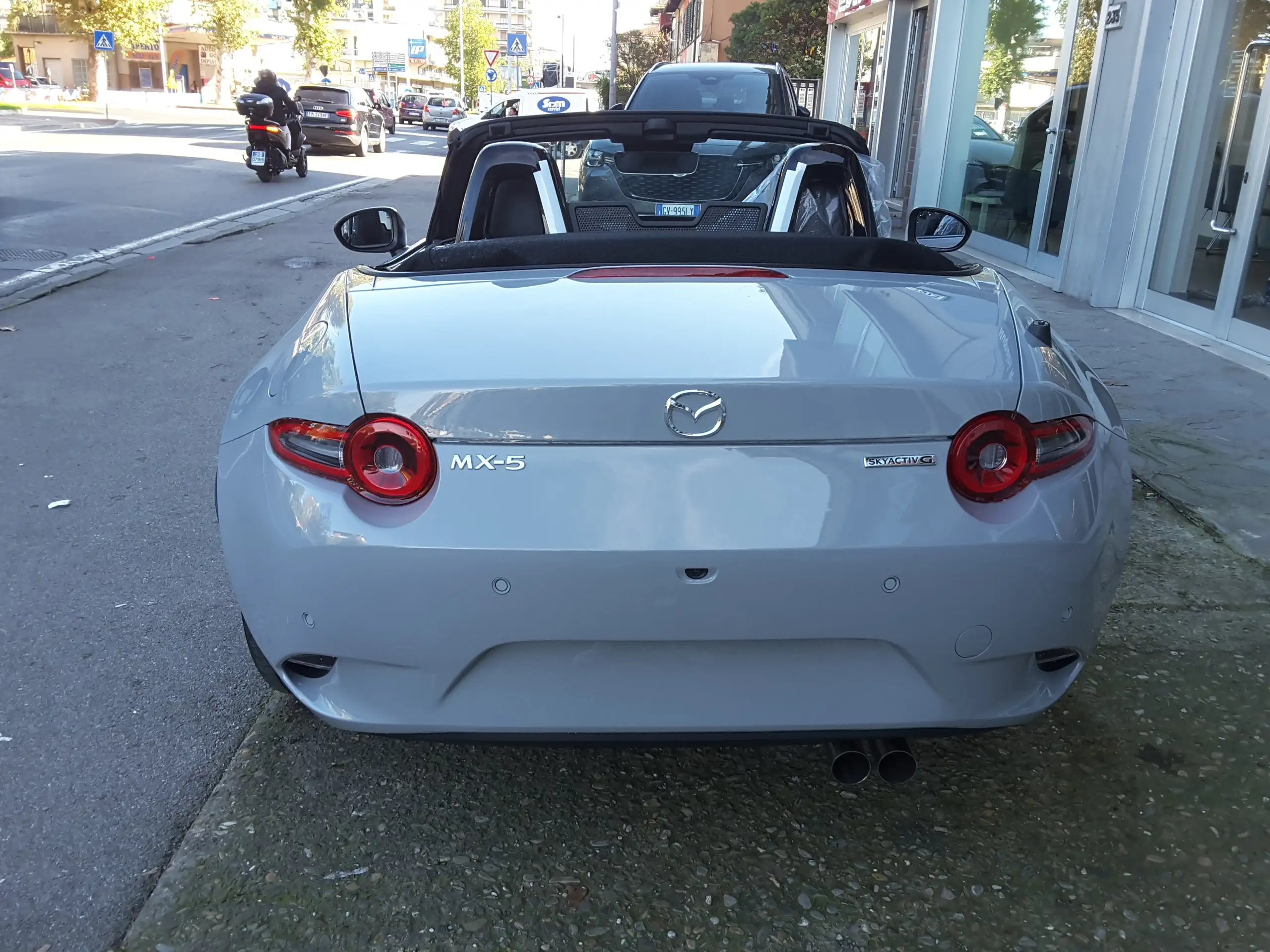 Mazda - MX-5