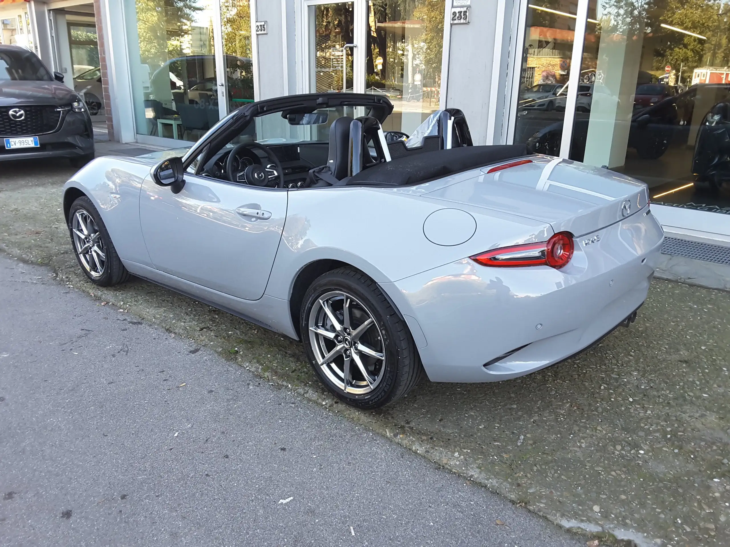 Mazda - MX-5