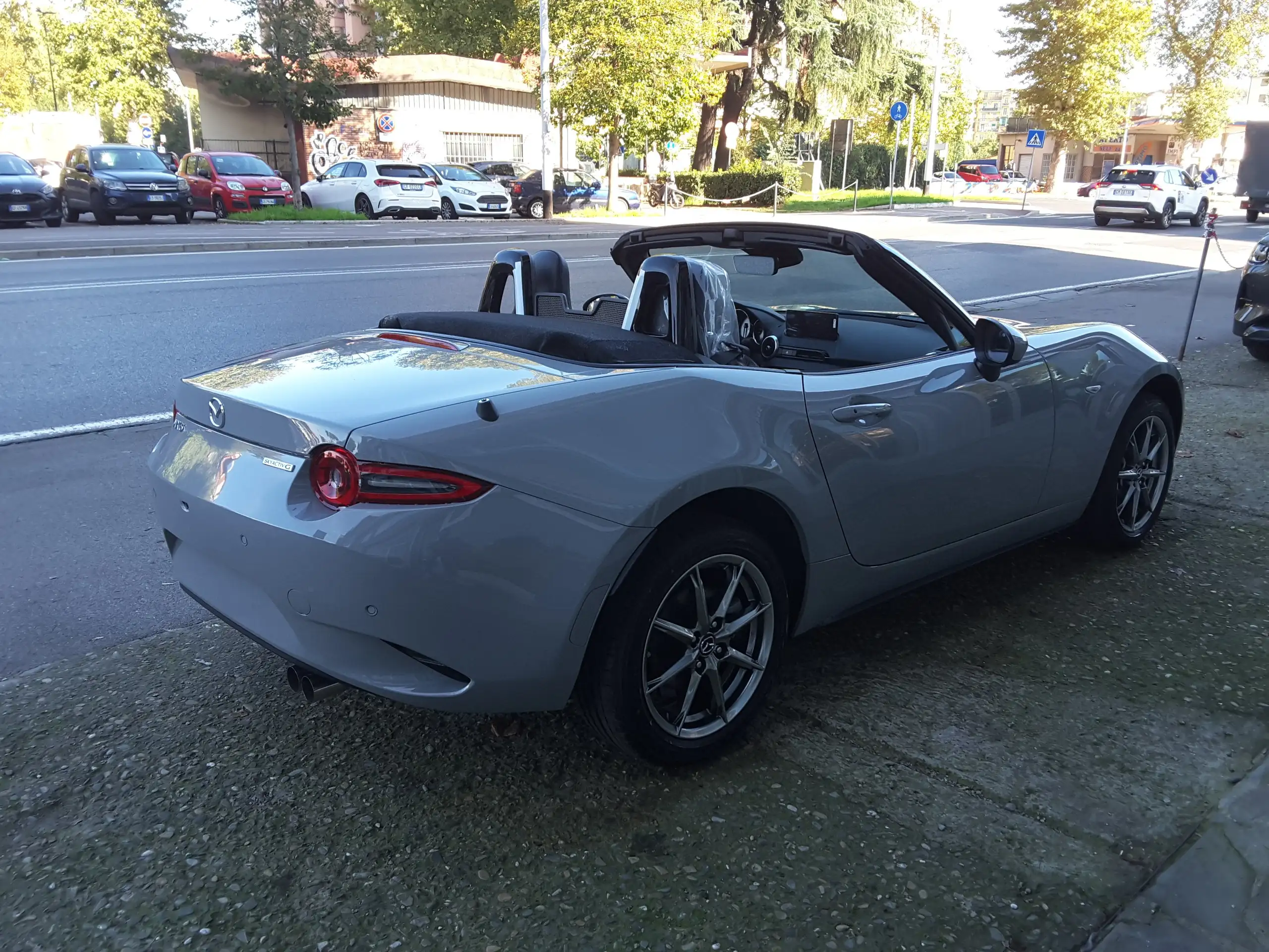 Mazda - MX-5