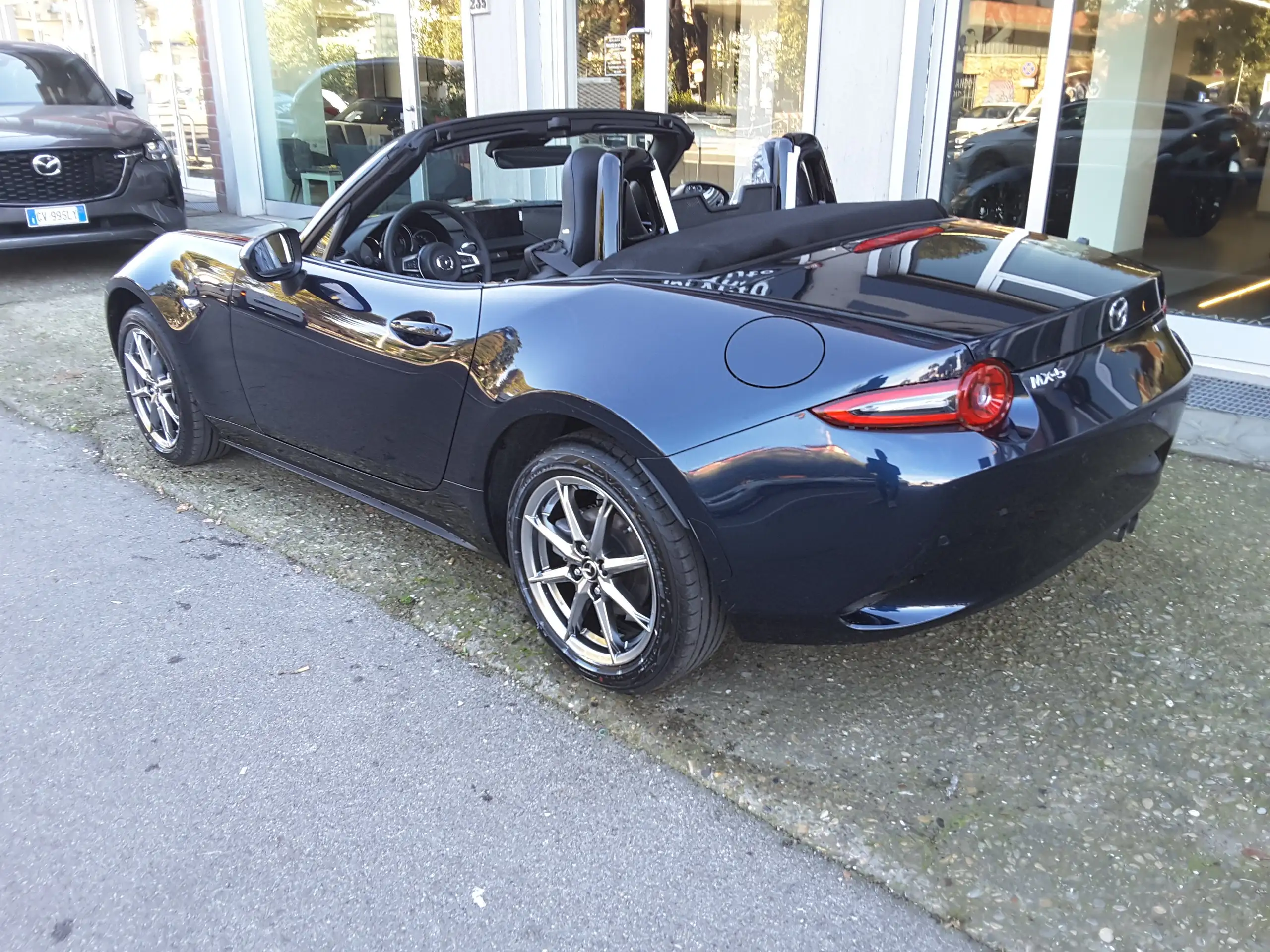 Mazda - MX-5