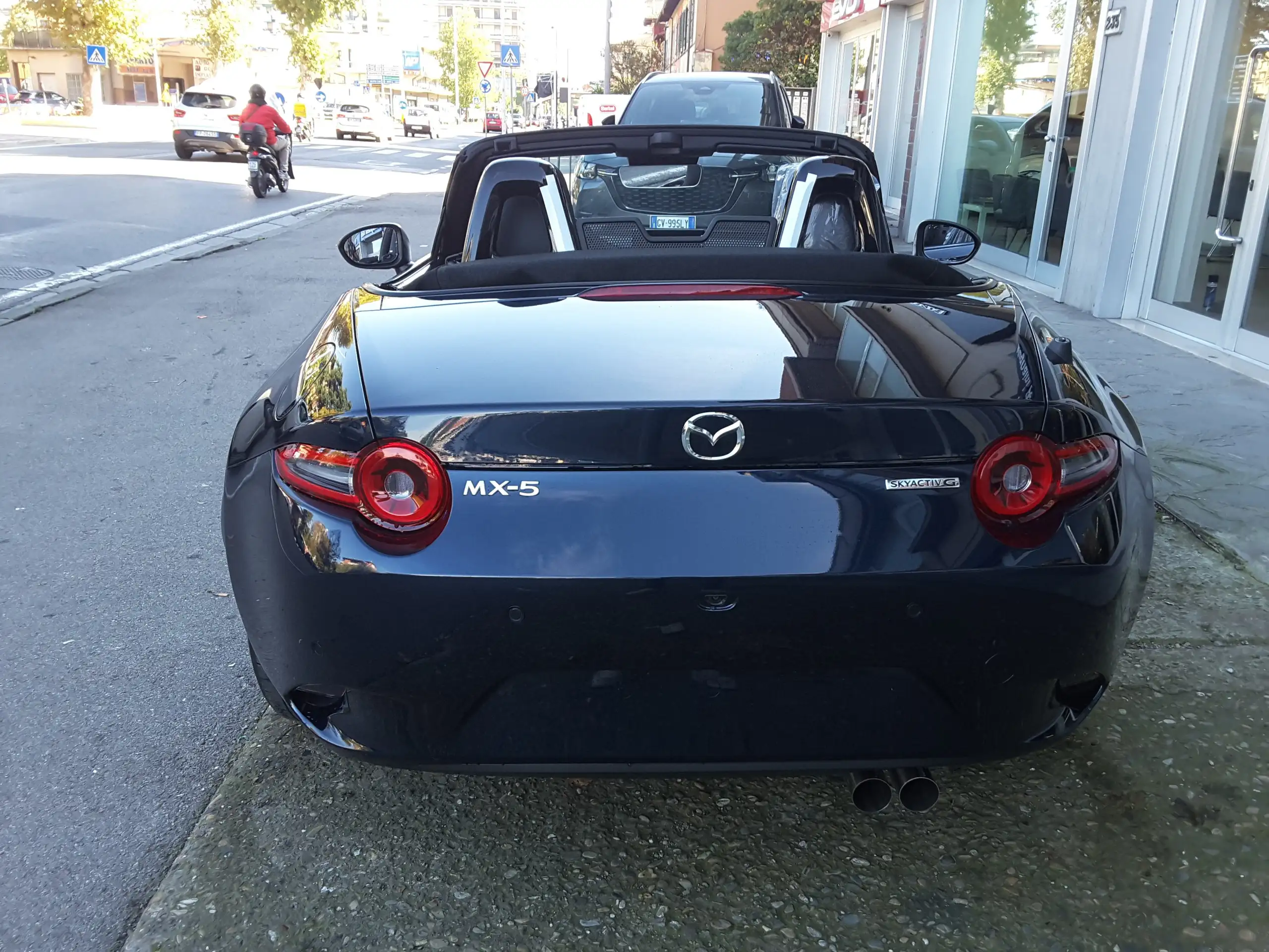 Mazda - MX-5