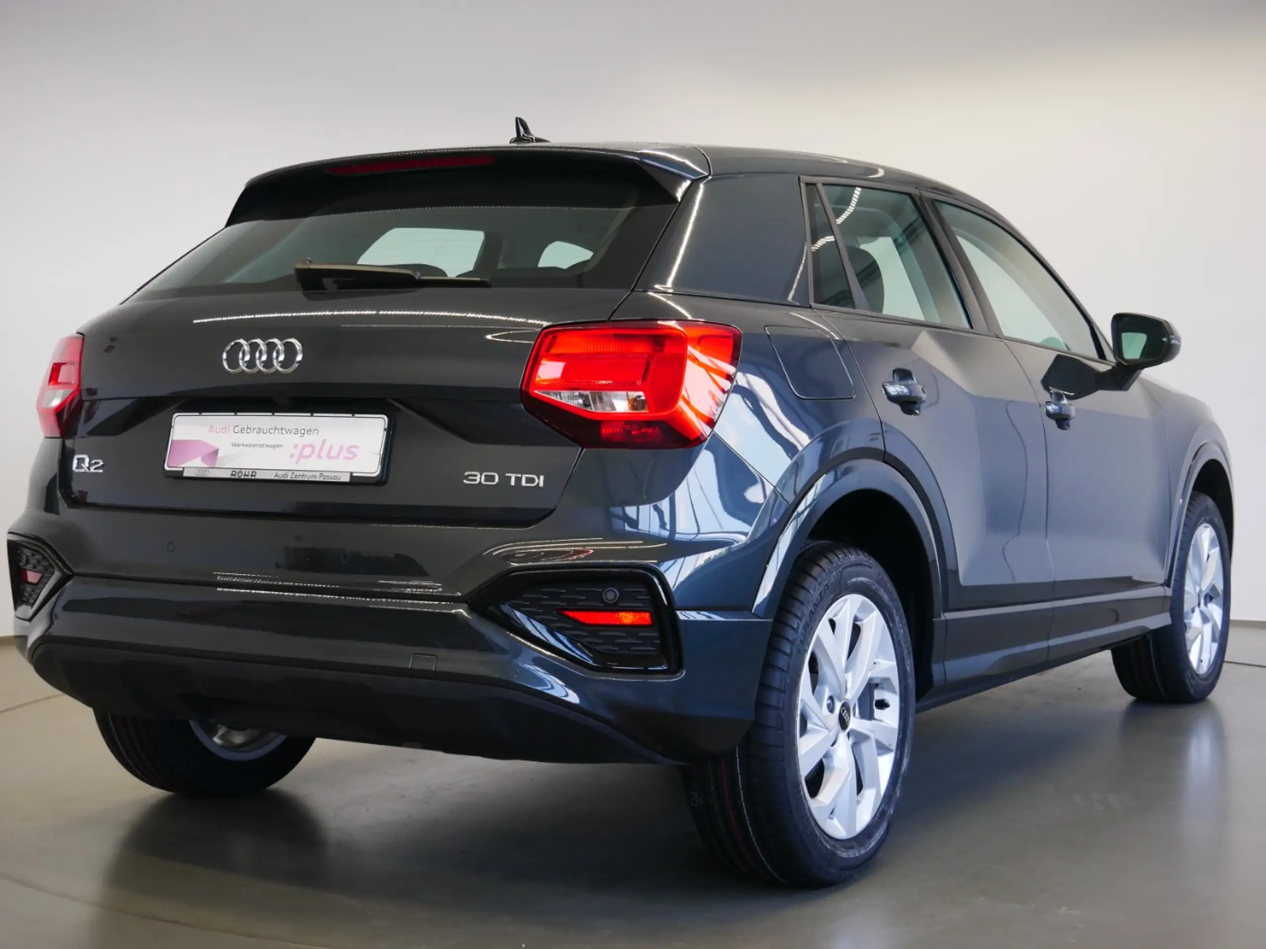 Audi - Q2