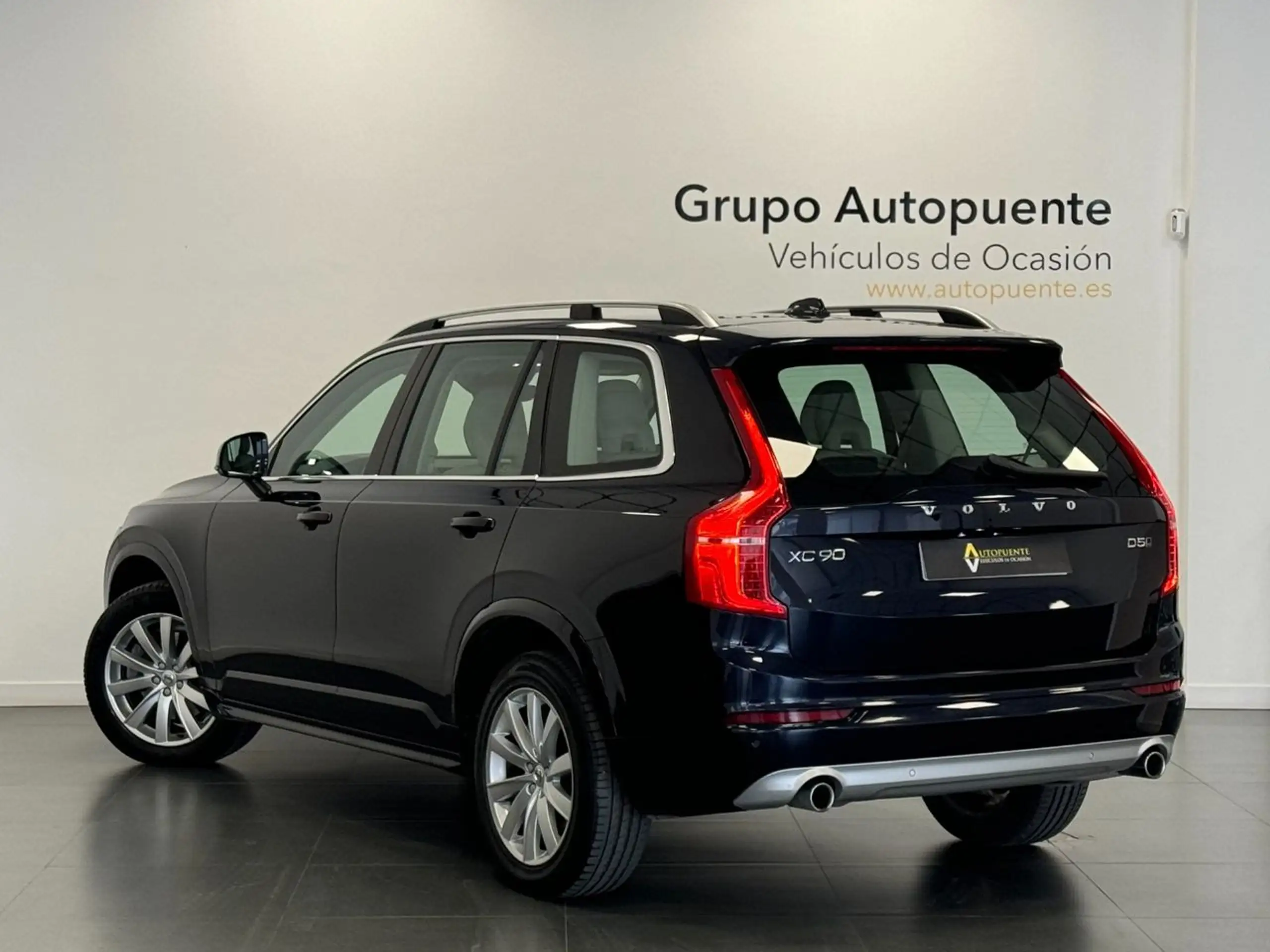 Volvo - XC90