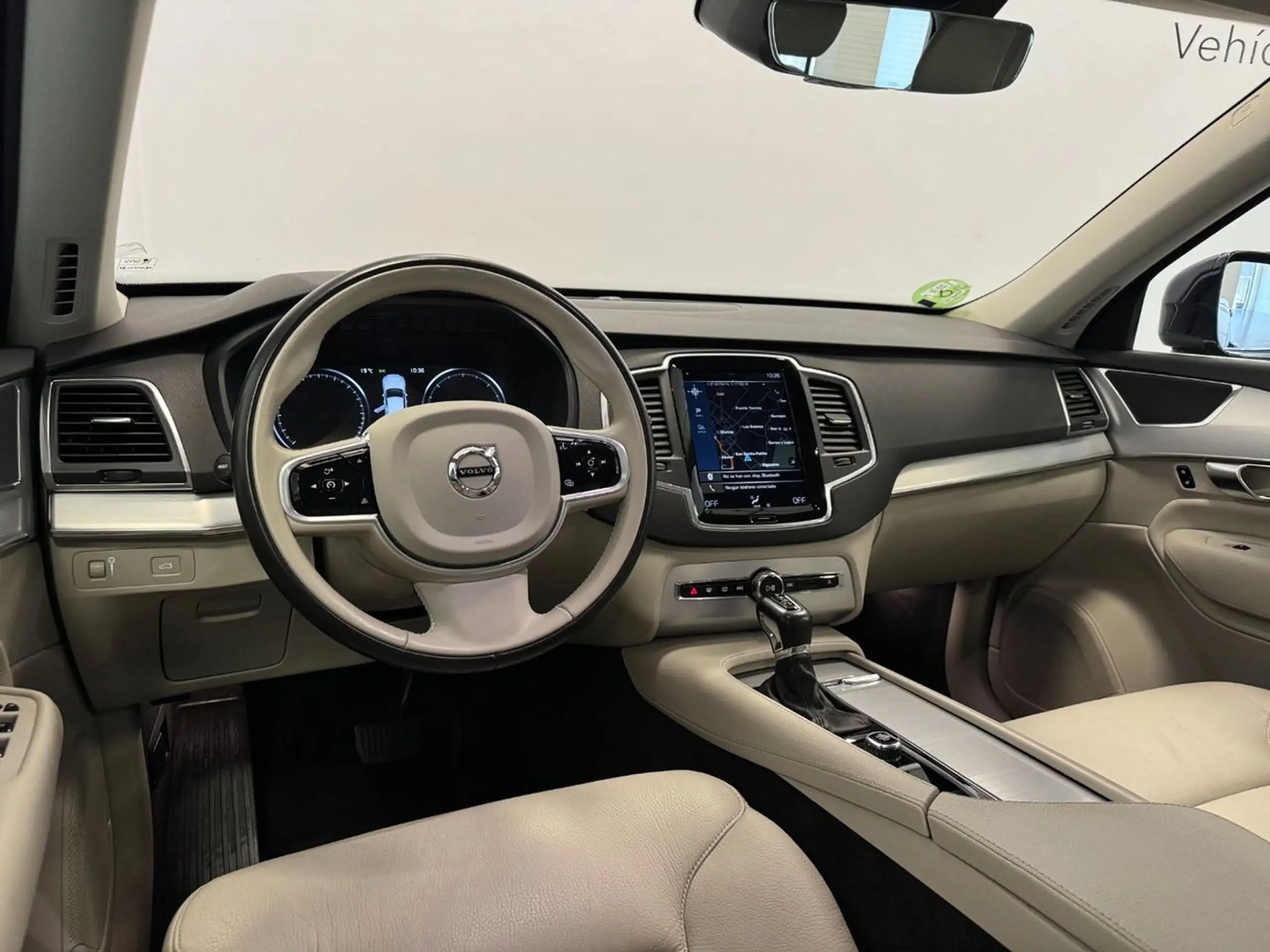 Volvo - XC90