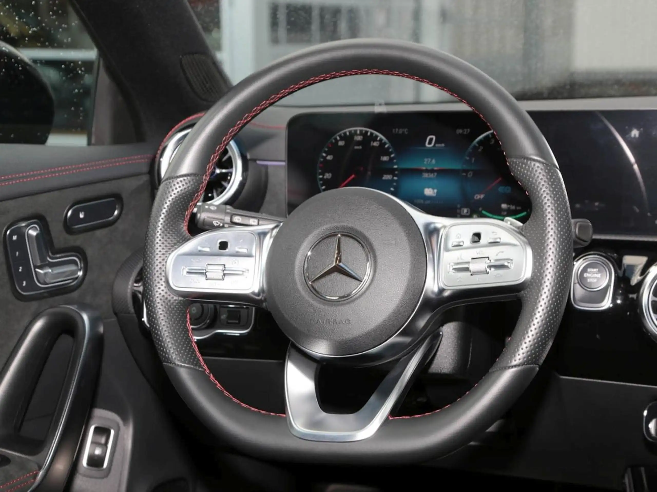 Mercedes-Benz - CLA 250