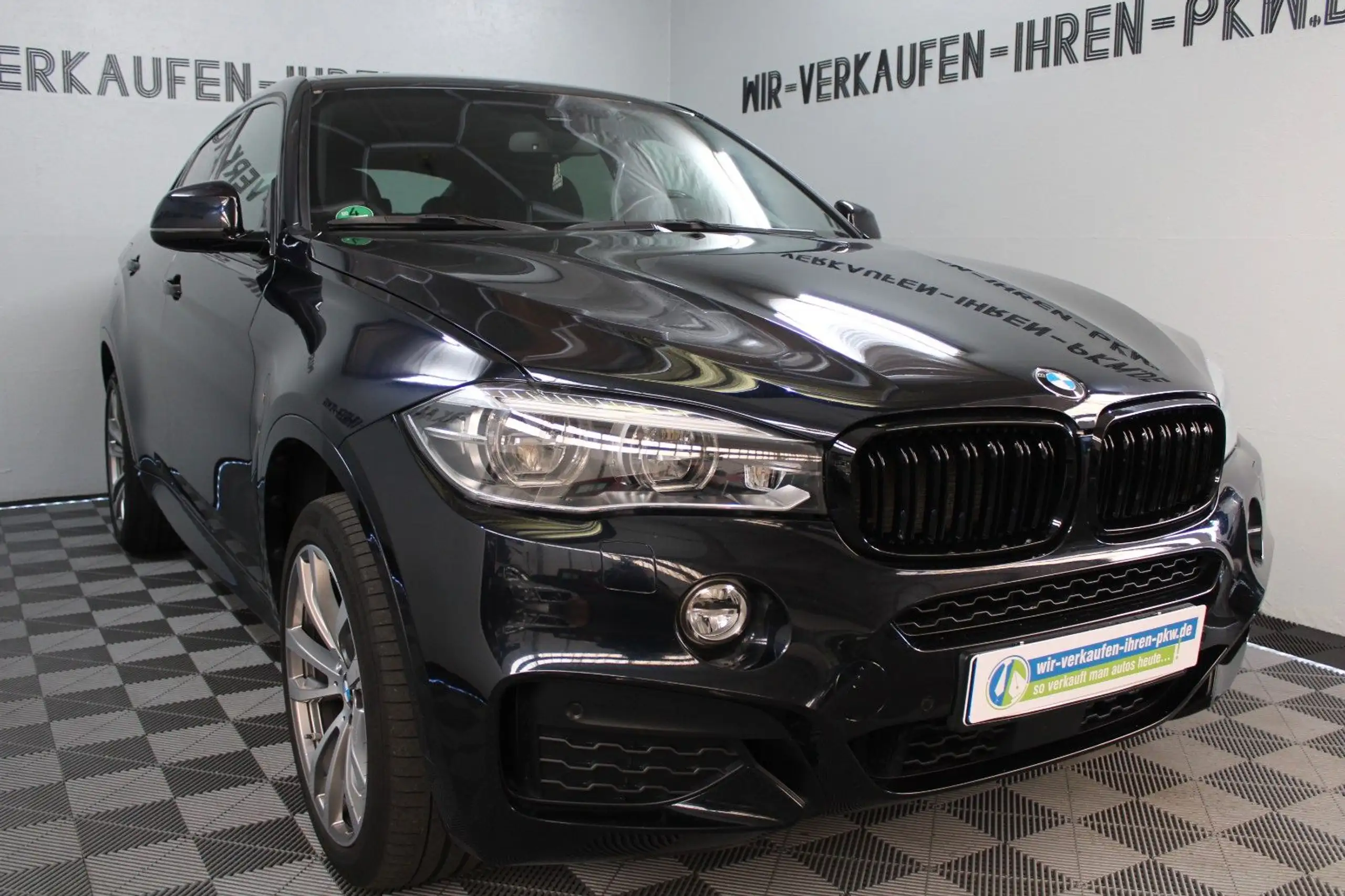 BMW - X6