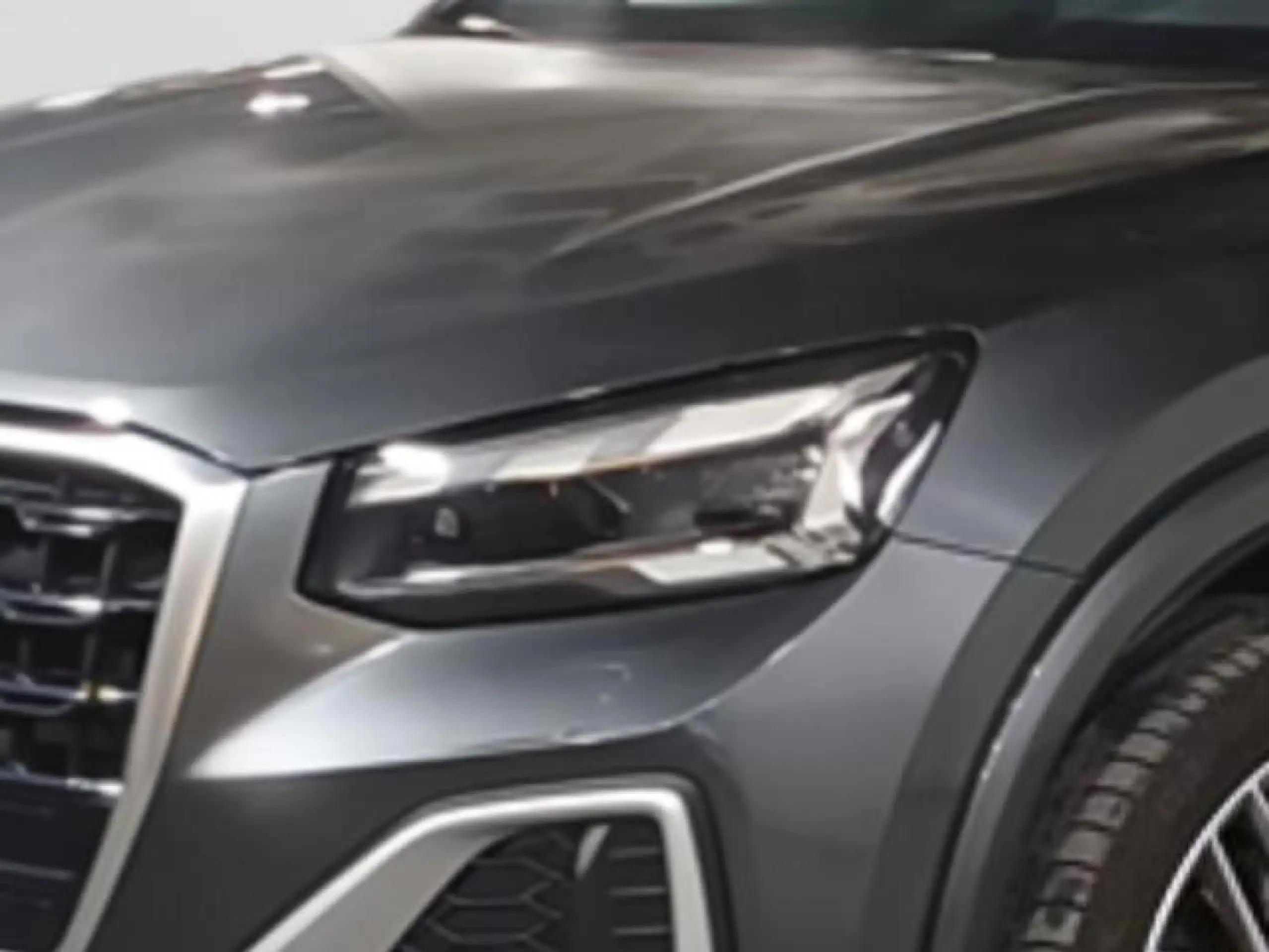 Audi - Q2