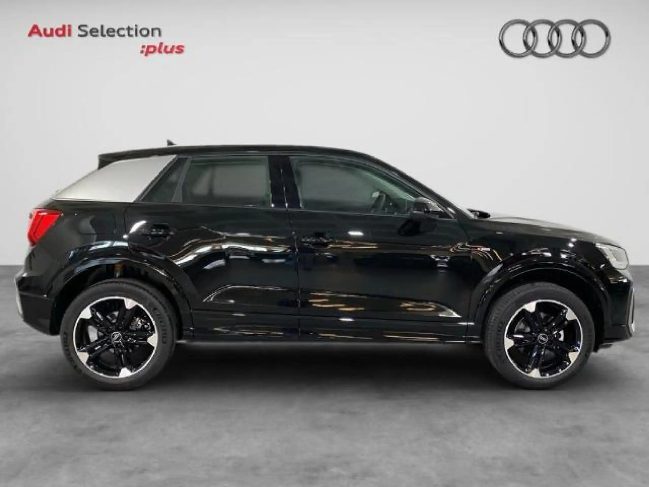 Audi - Q2