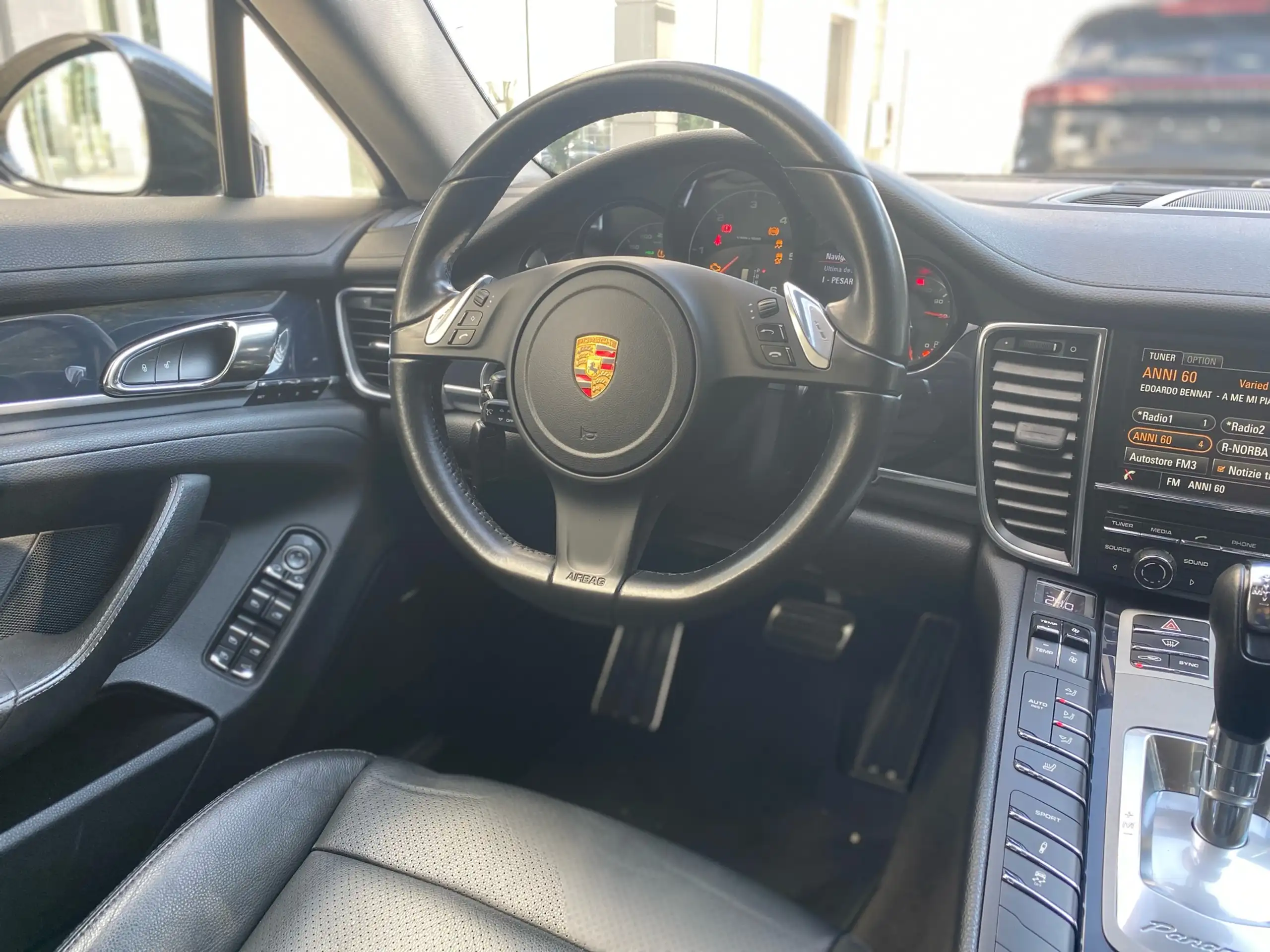 Porsche - Panamera